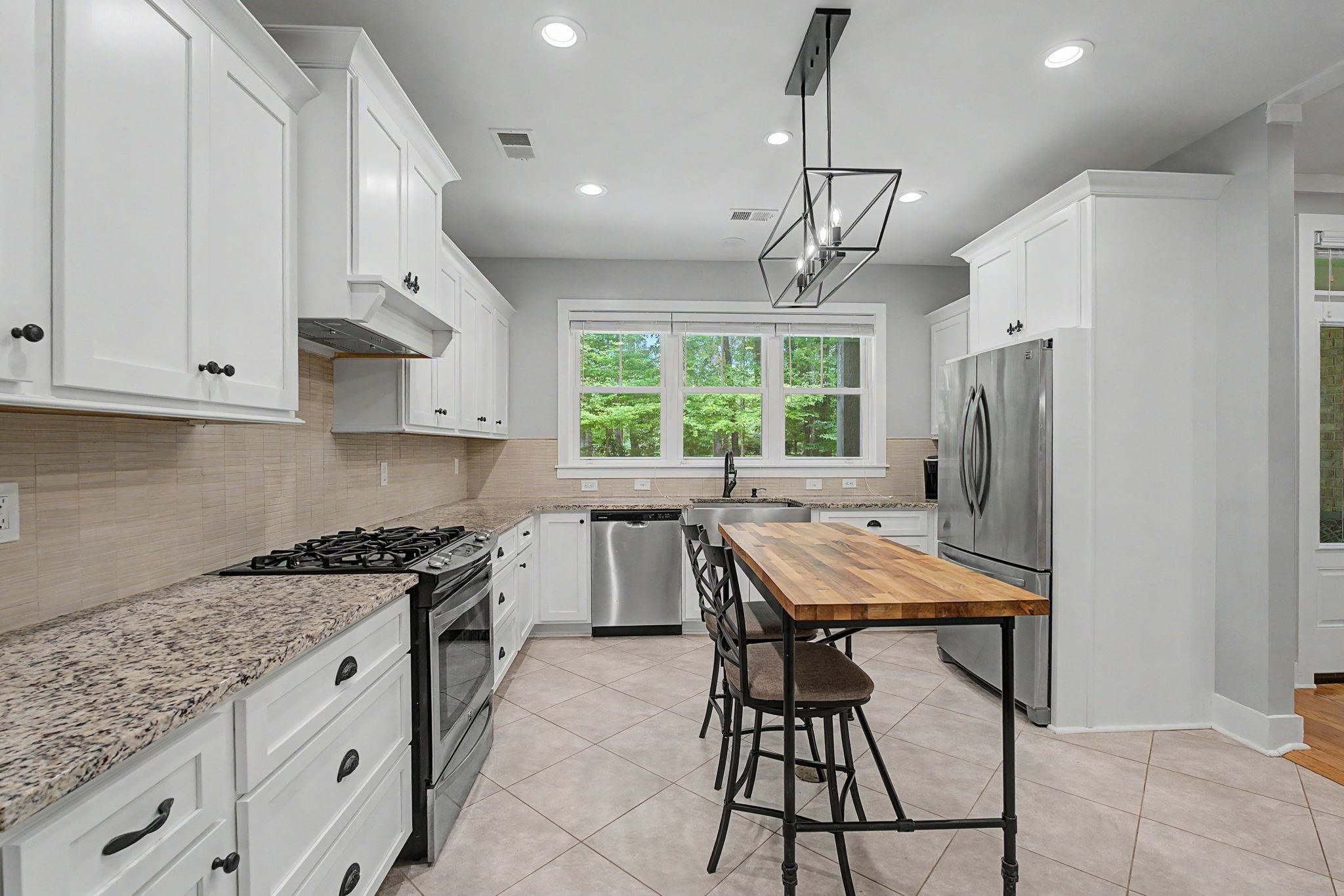 6648 Long Rd Property Photo 11