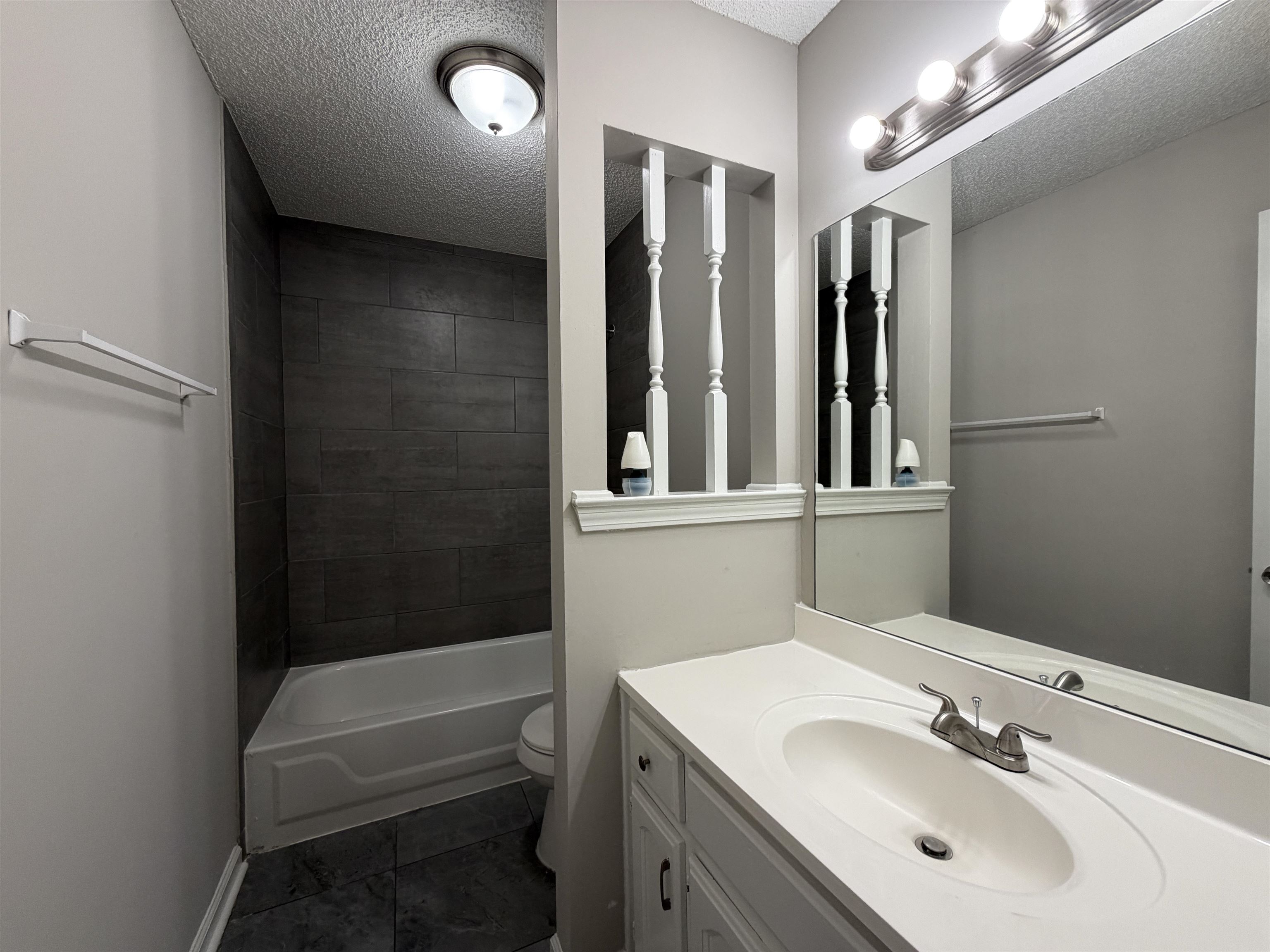 4519 Fairwind Cv Property Photo 24