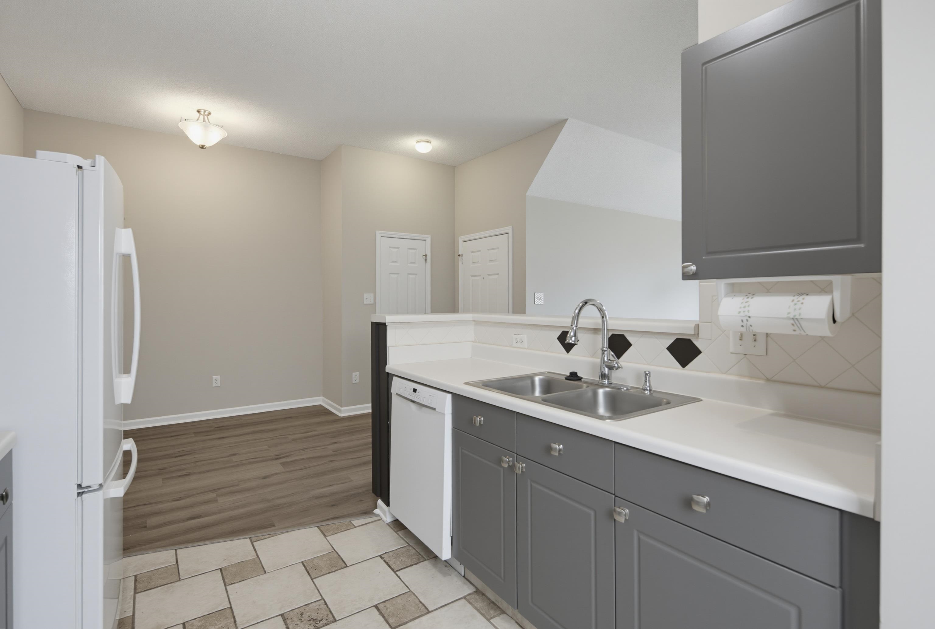 6883 Wrigley Dr Property Photo 6
