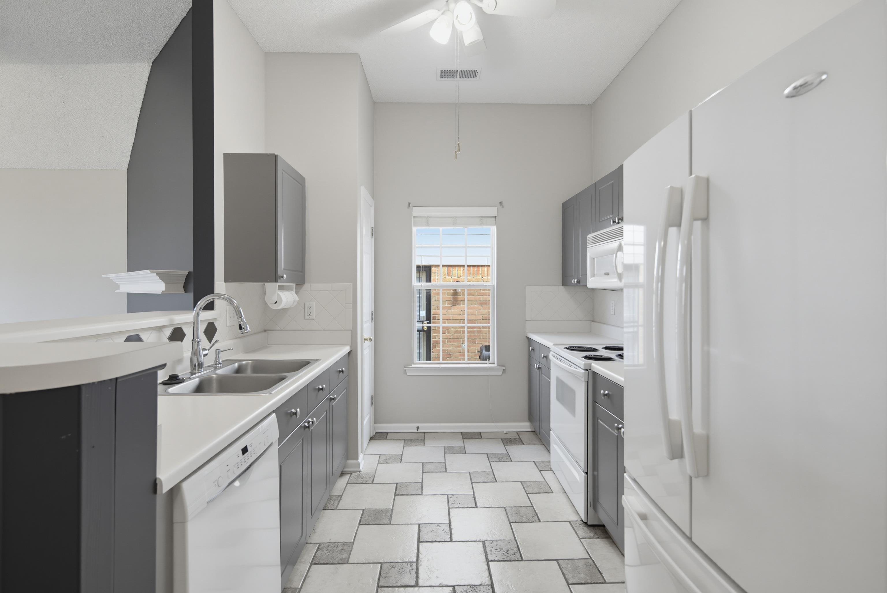 6883 Wrigley Dr Property Photo 8