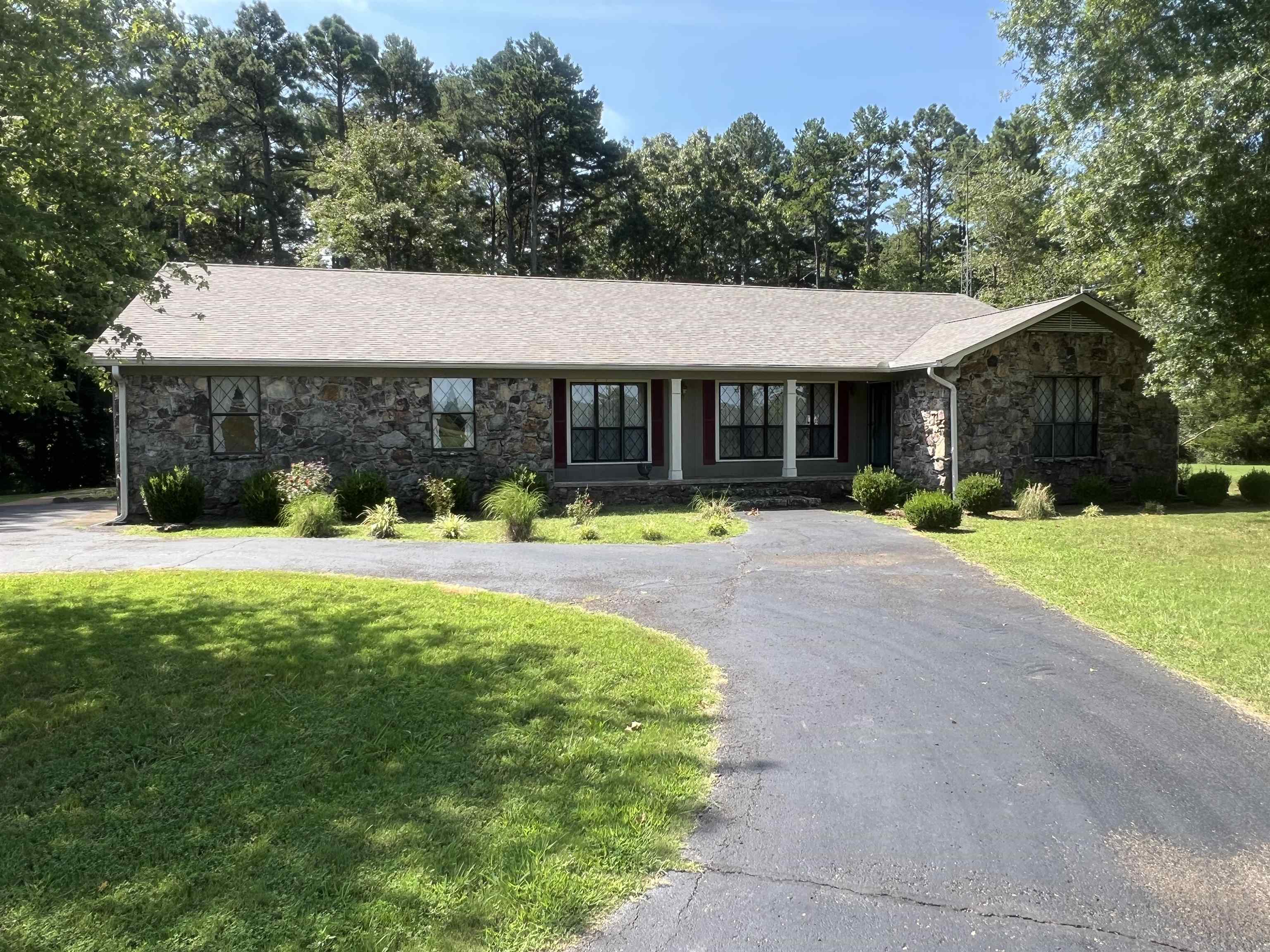 1250 Clifft Rd Property Photo 1