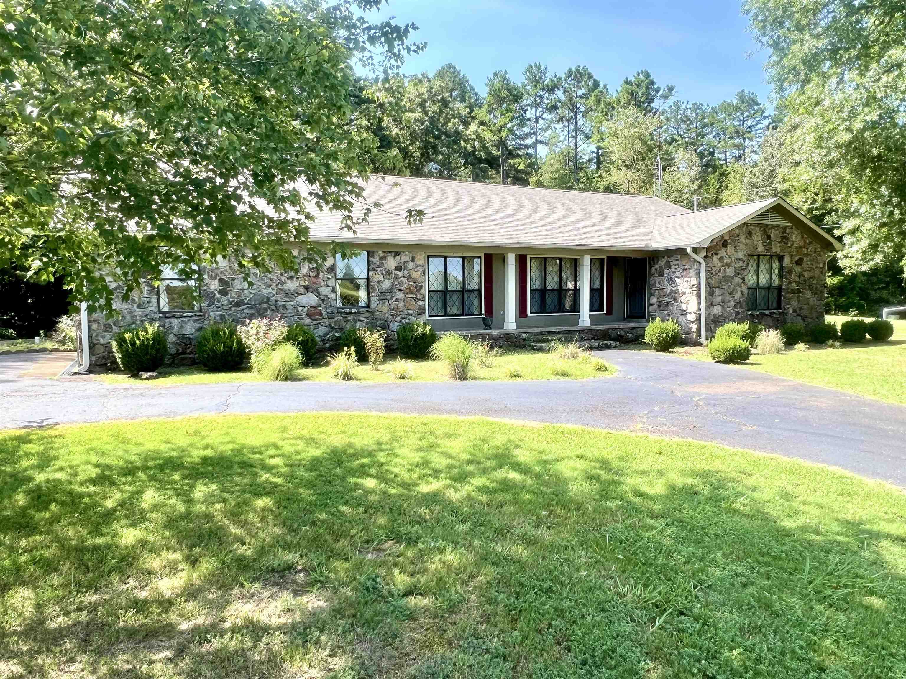 1250 Clifft Rd Property Photo 1