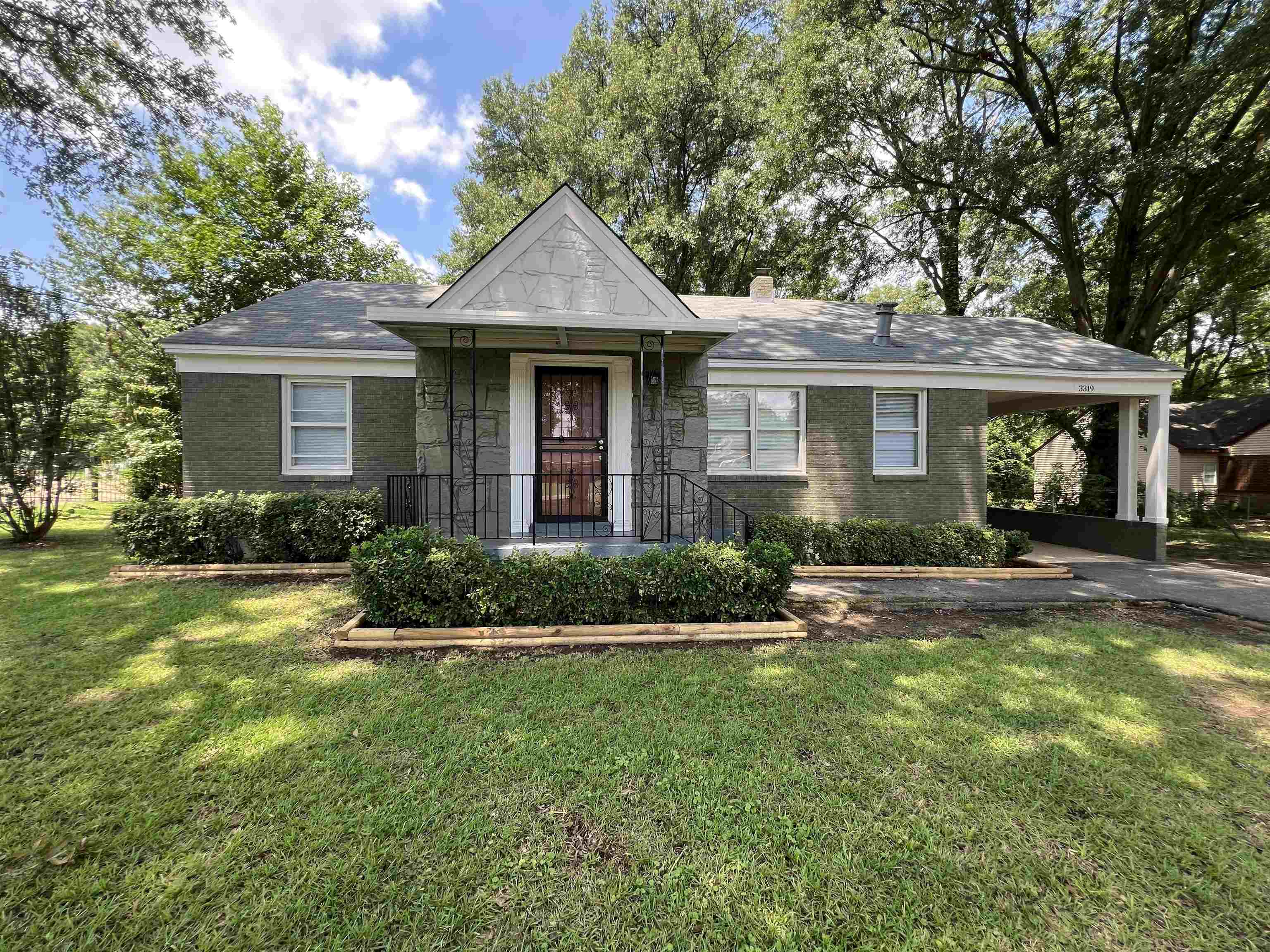 3319 Lucibill Rd Property Photo 1