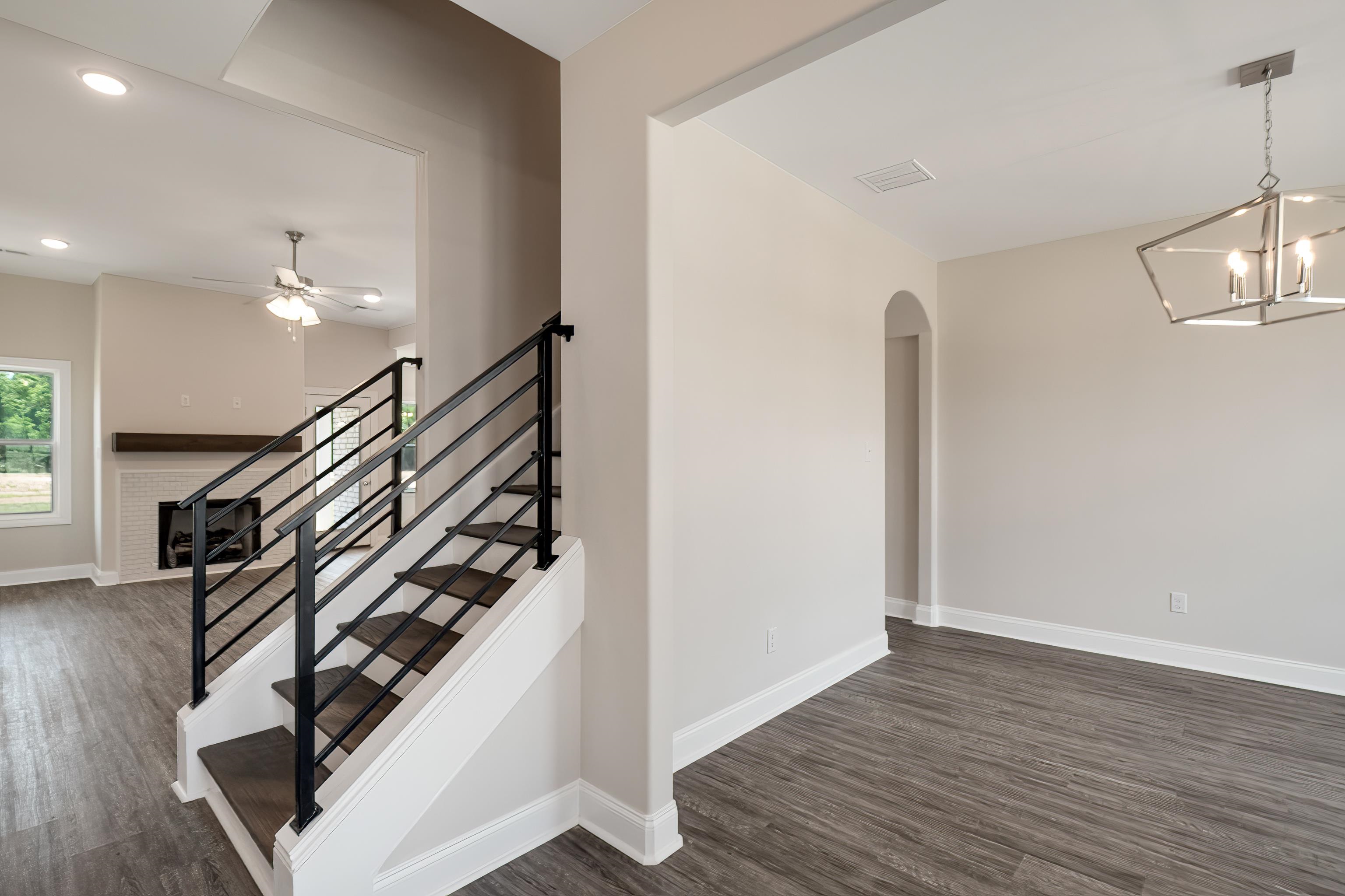 365 Centerline Roper Loop Property Photo 4