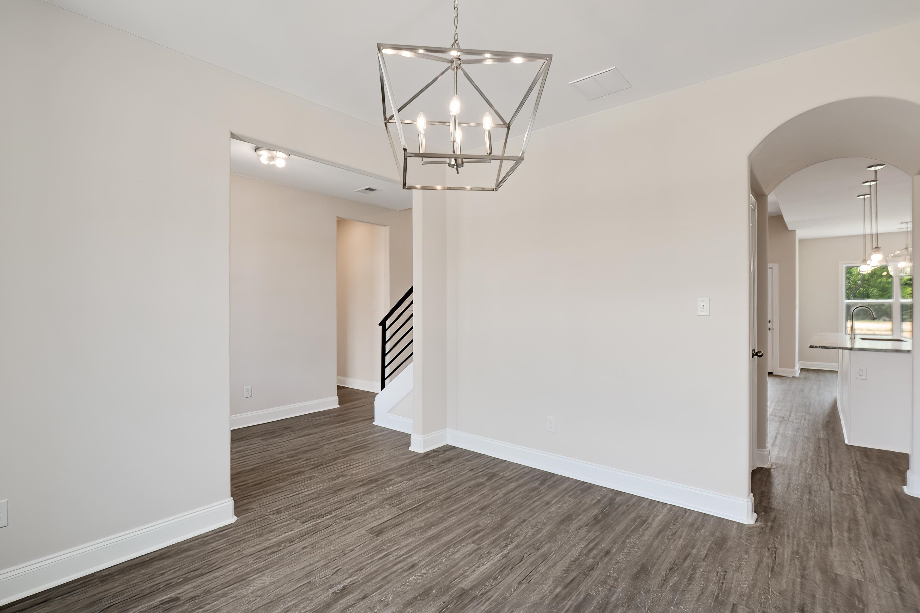 365 Centerline Roper Loop Property Photo 6