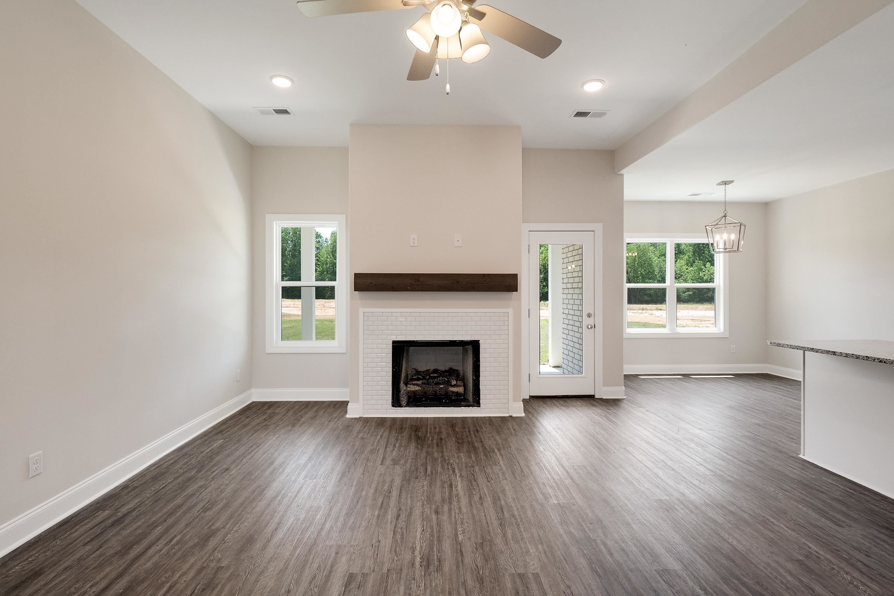 365 Centerline Roper Loop Property Photo 10