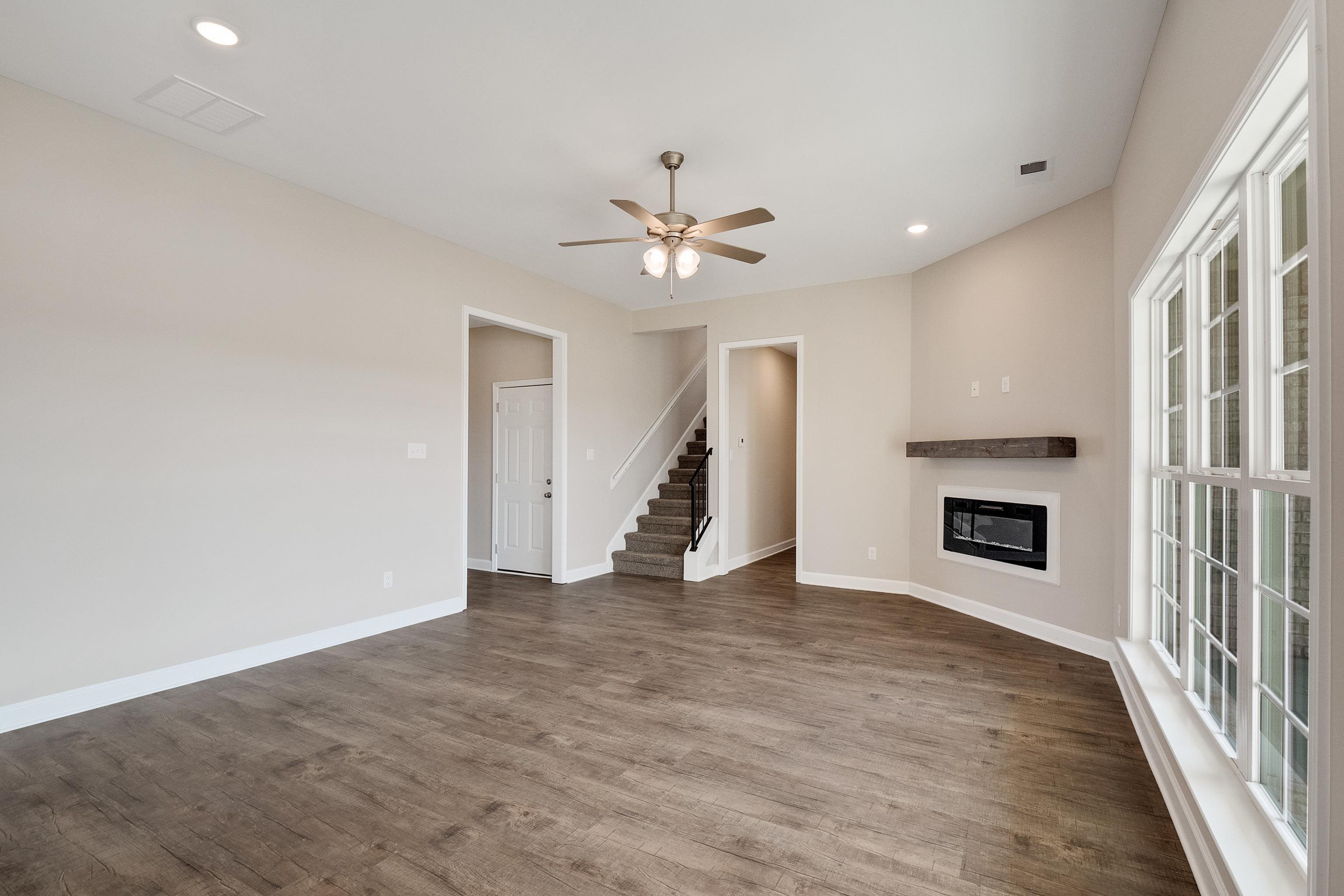 312 Centerline Roper Loop Property Photo 3
