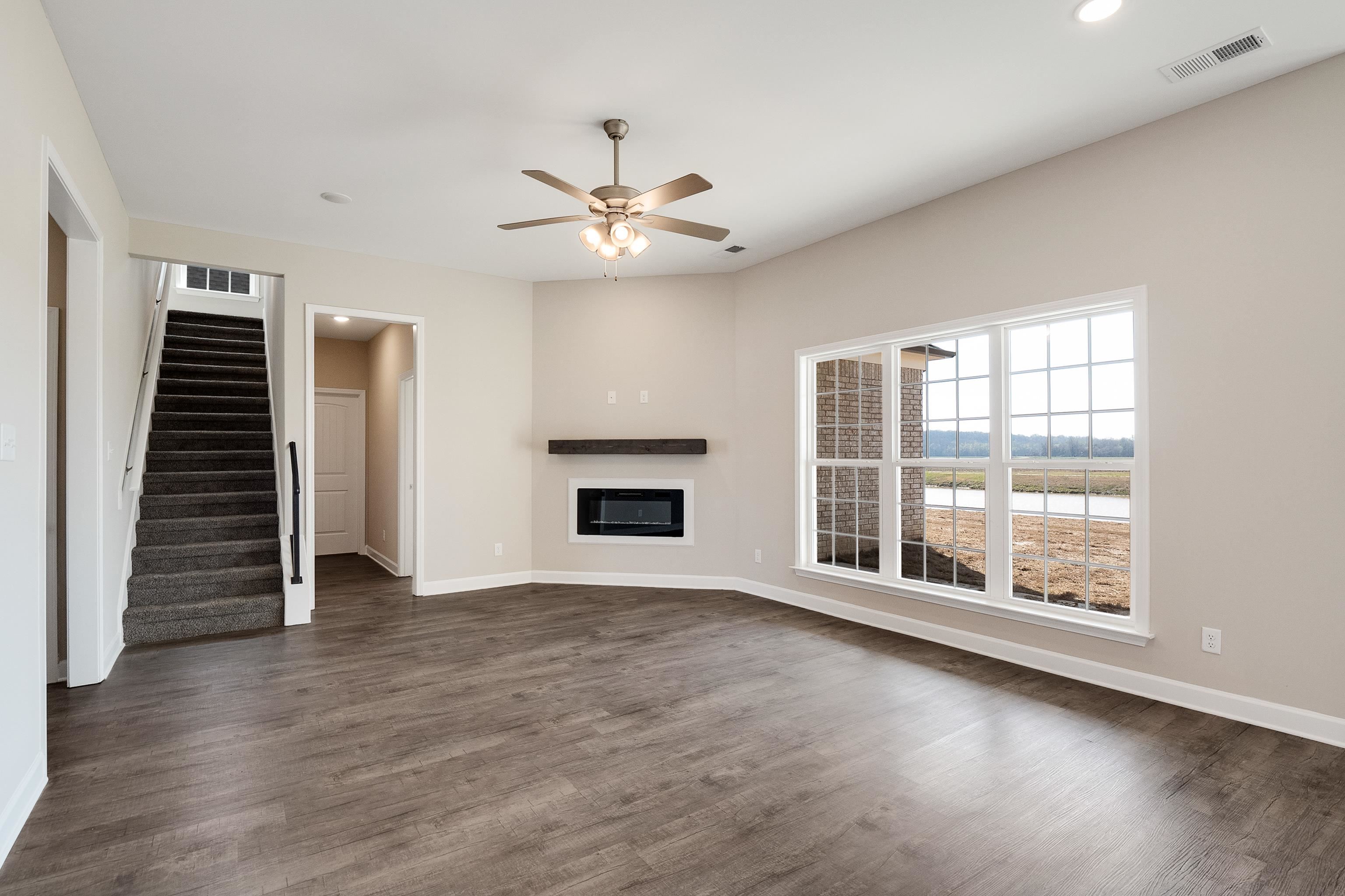312 Centerline Roper Loop Property Photo 5