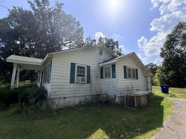 623 Cravens Rd Property Photo 3