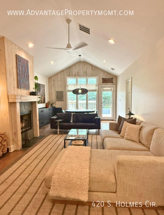420 S Holmes St Property Photo 3