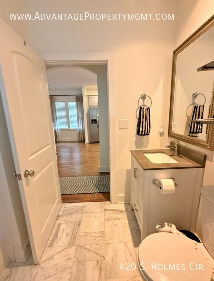 420 S Holmes St Property Photo 10