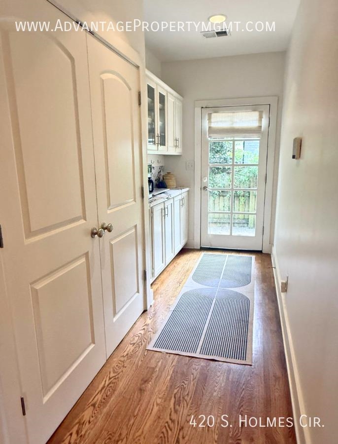 420 S Holmes St Property Photo 19