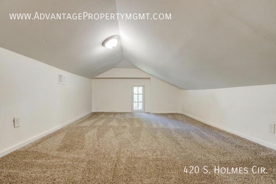 420 S Holmes St Property Photo 20
