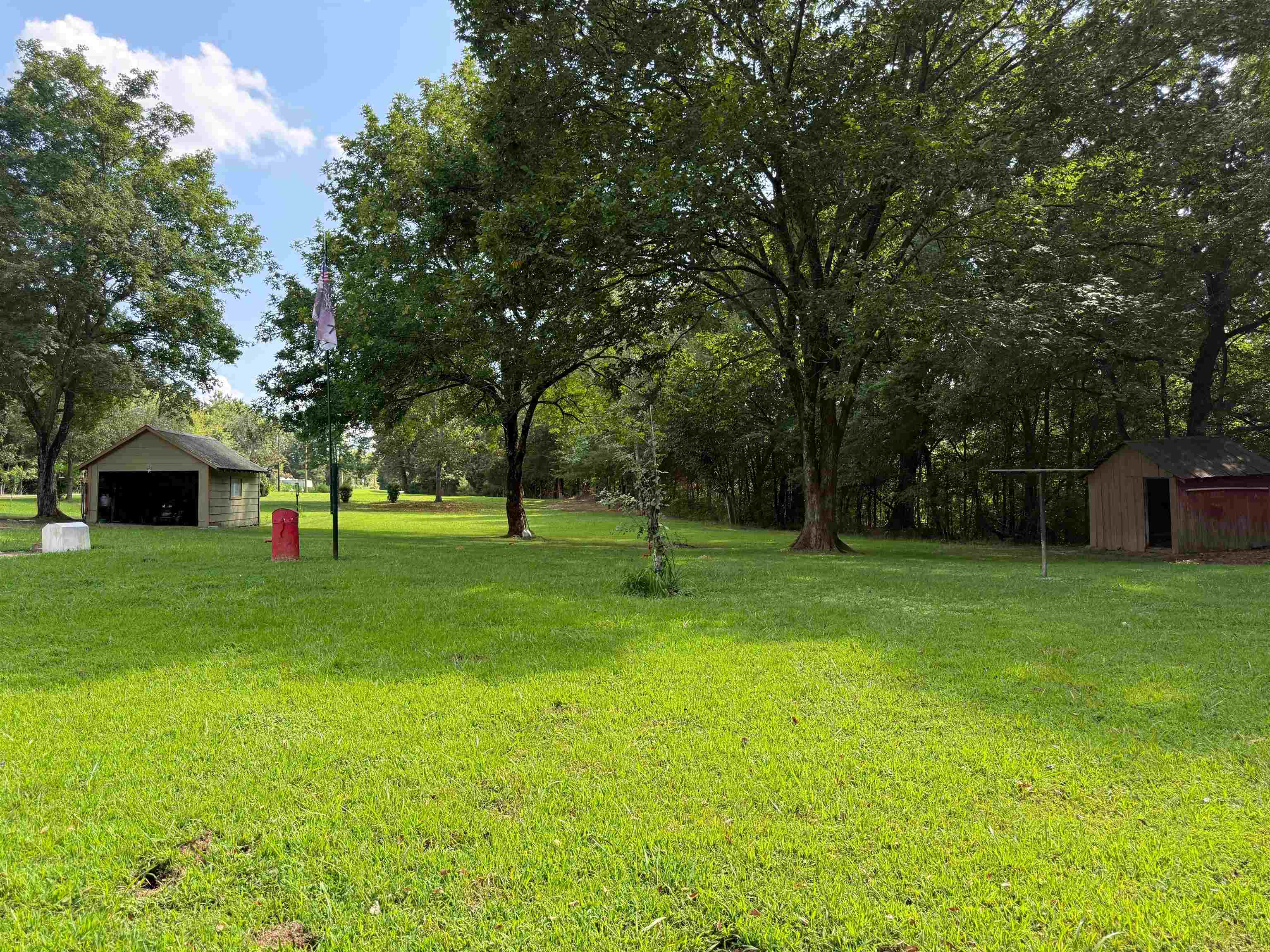 2966 Hillville Loop Property Photo 17