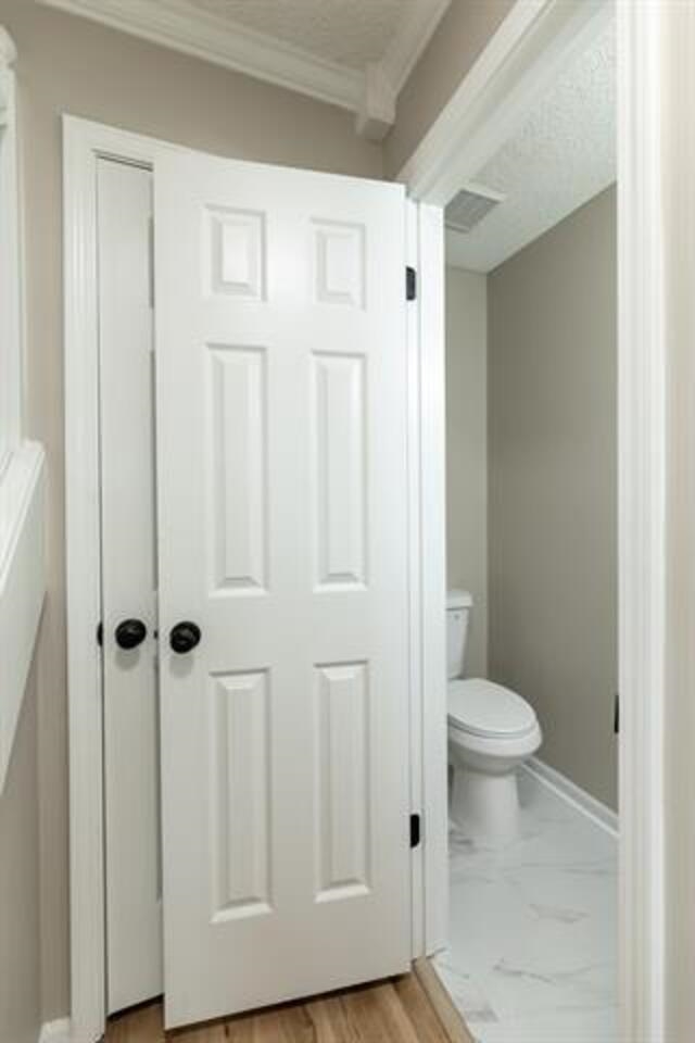 9102 Valkrie Ln Property Photo 11