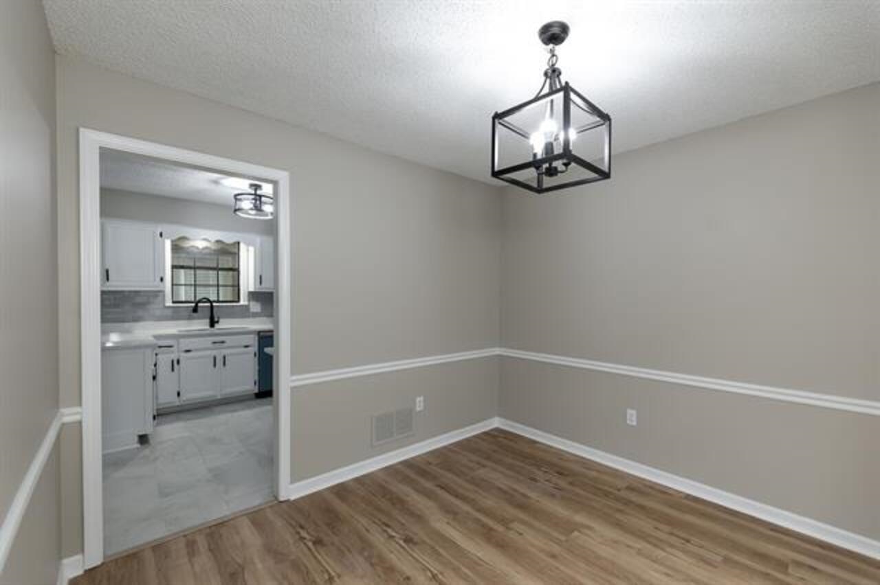 9102 Valkrie Ln Property Photo 13