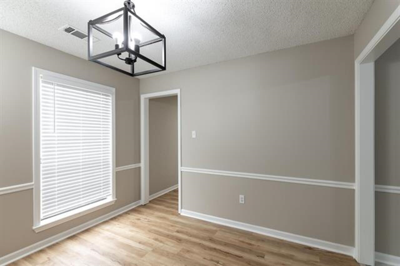 9102 Valkrie Ln Property Photo 16