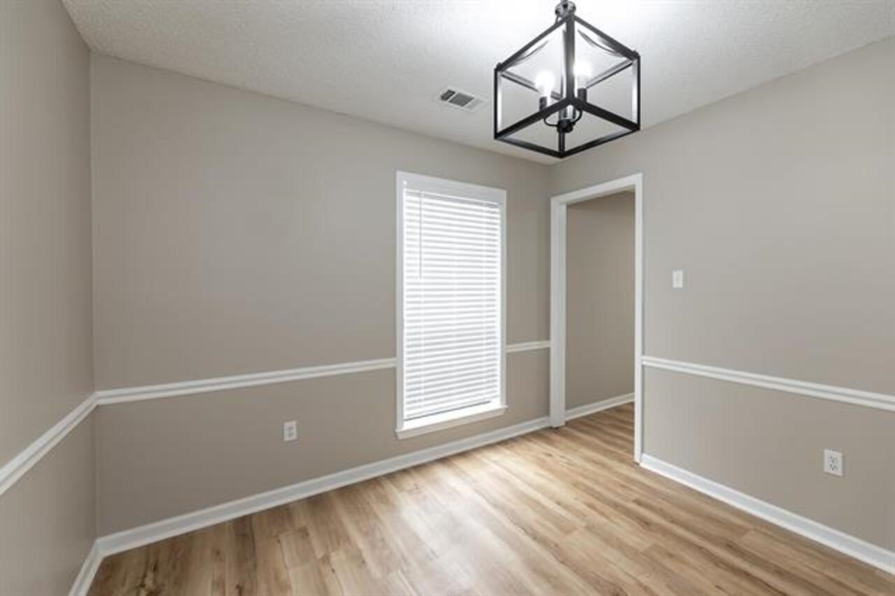 9102 Valkrie Ln Property Photo 17