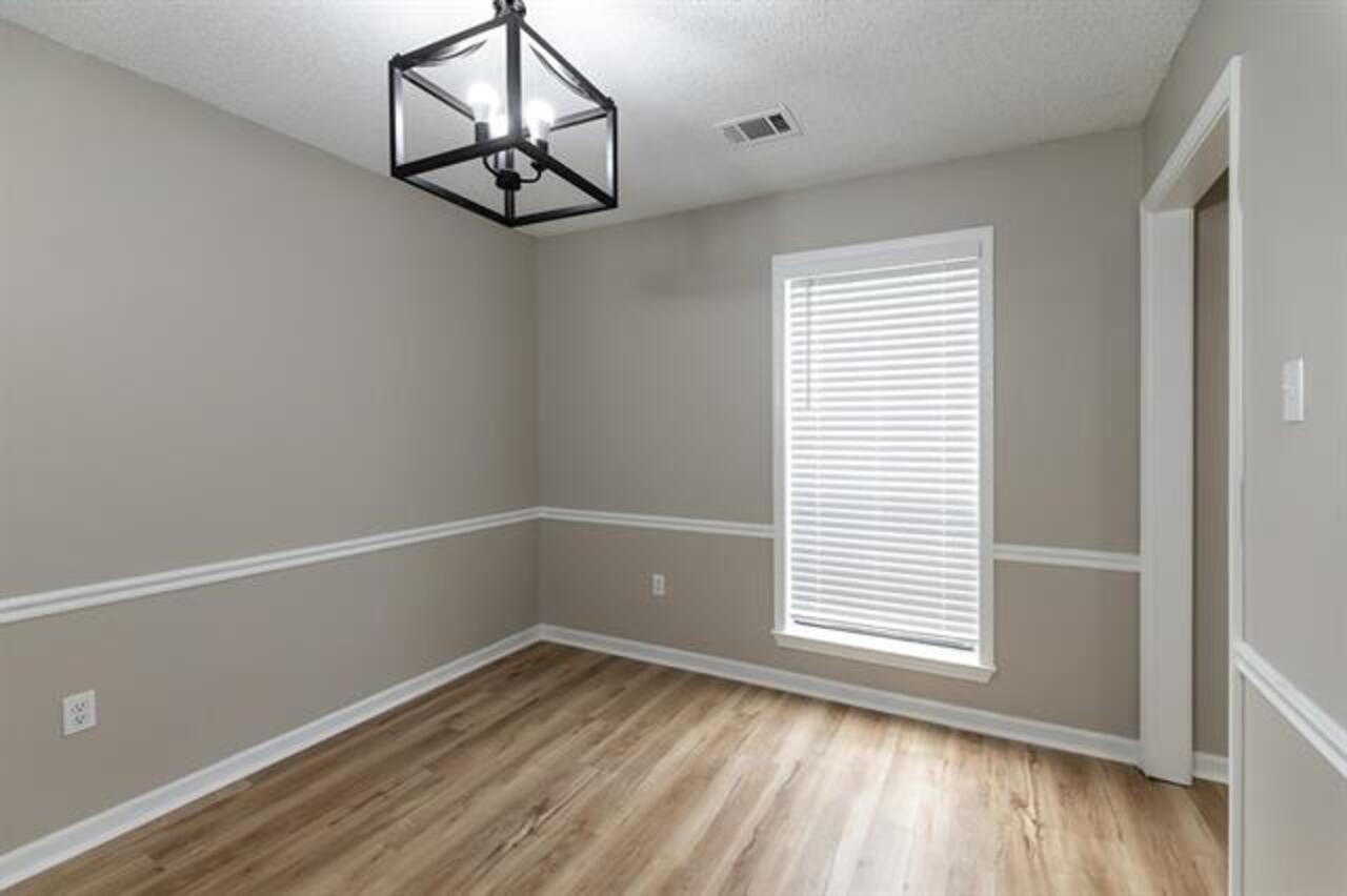 9102 Valkrie Ln Property Photo 18