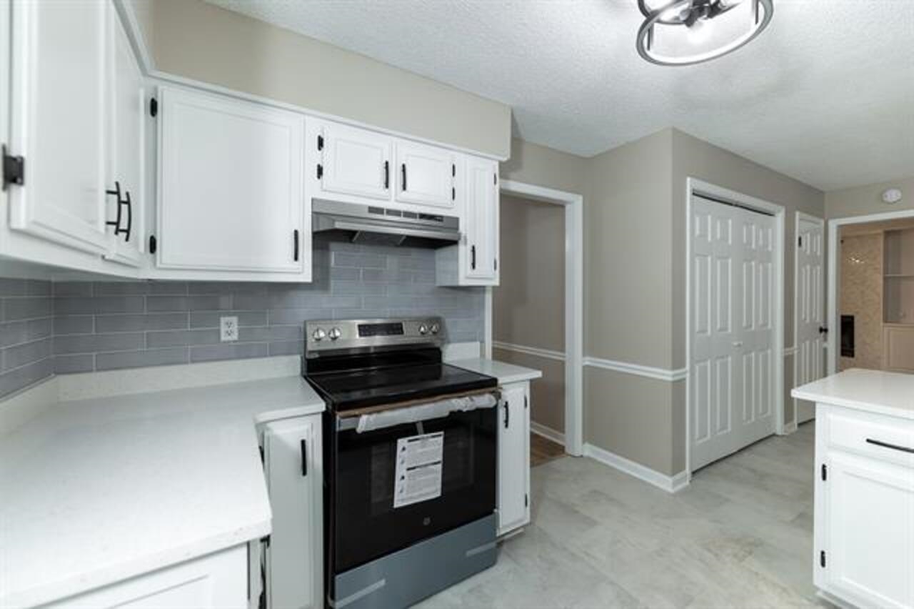 9102 Valkrie Ln Property Photo 25