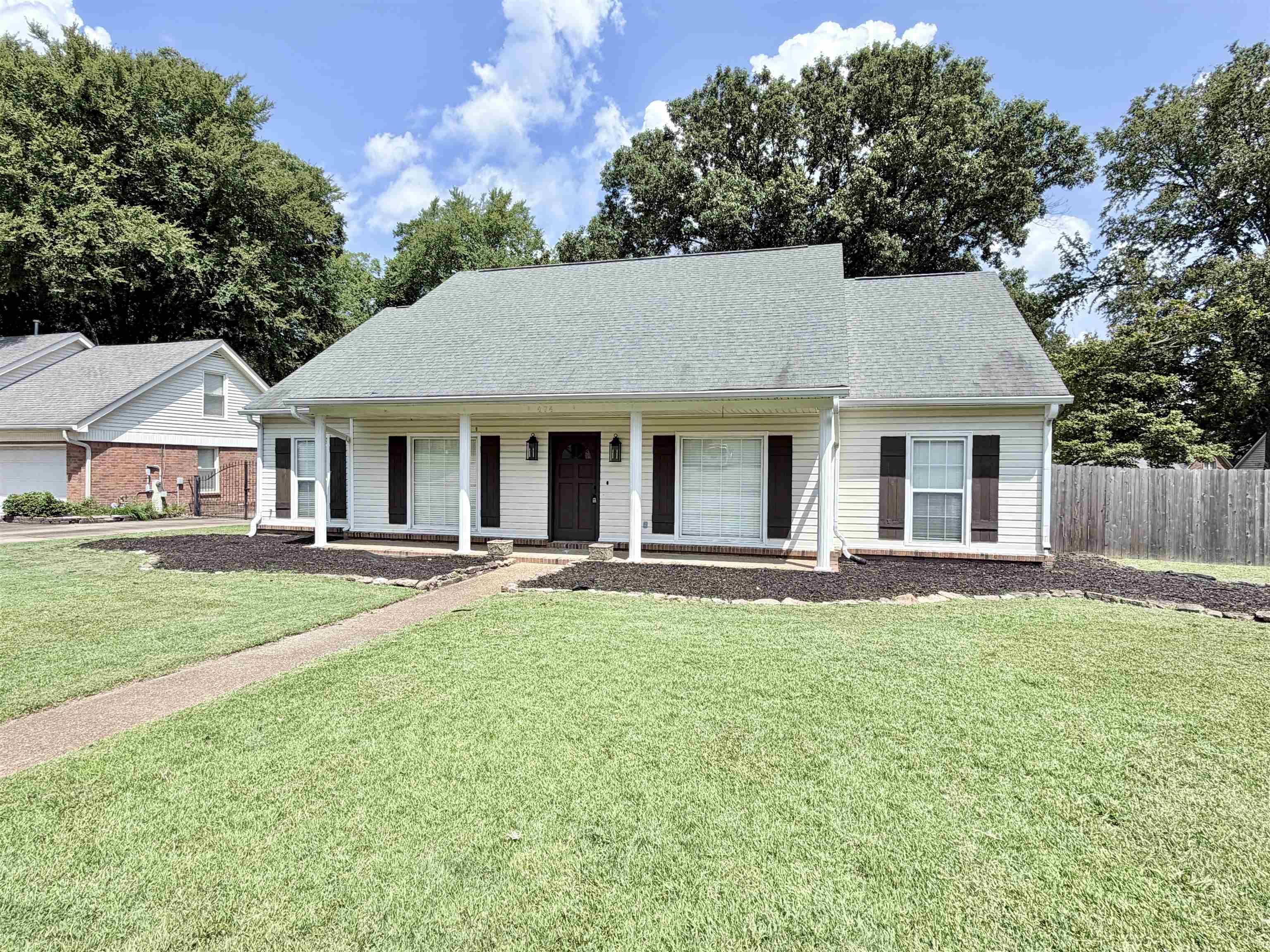474 Quail Crest Dr Property Photo 2