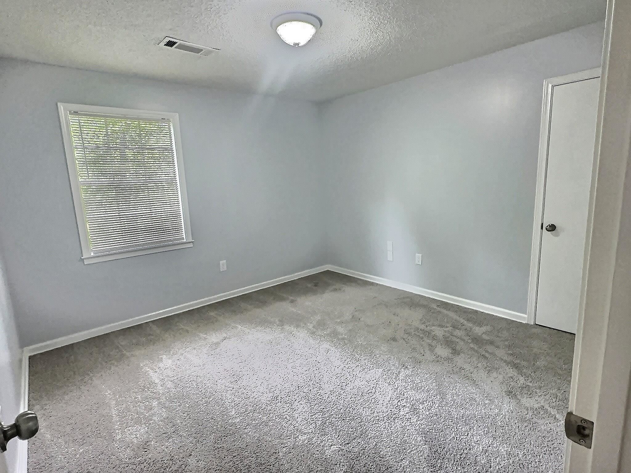 1562 Holly Hill Dr Property Photo 18