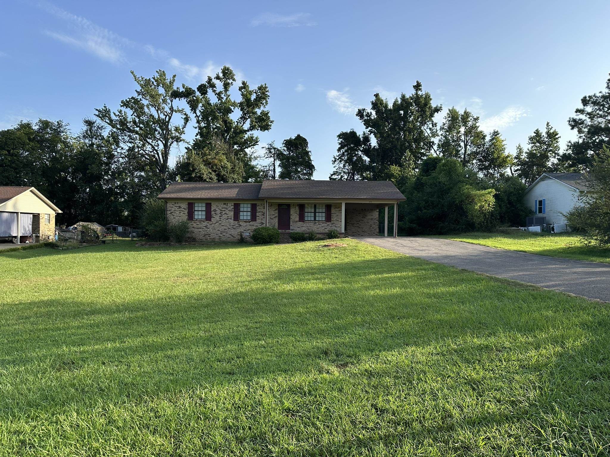 320 CEDAR COVE LN Property Photo 1