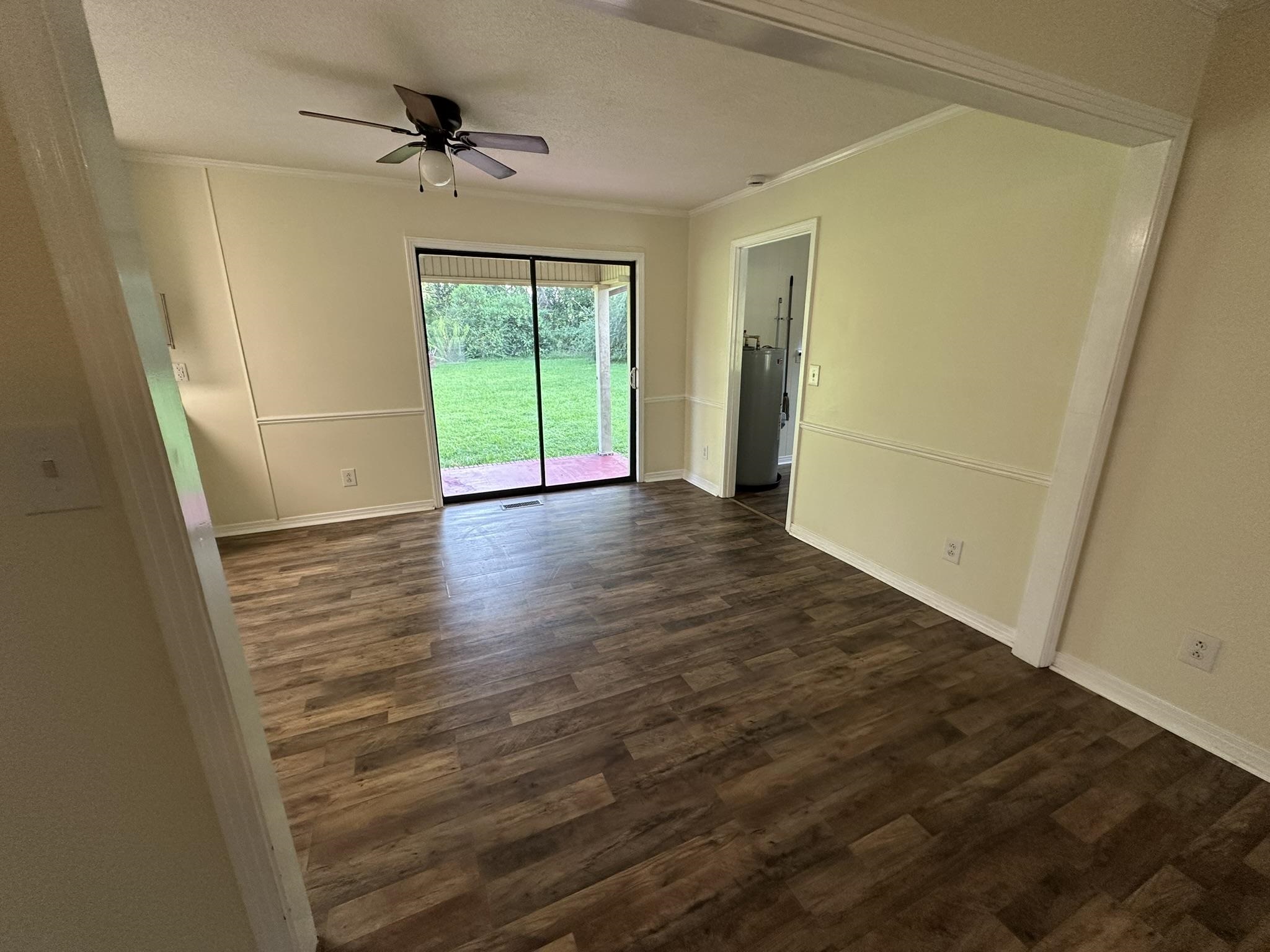 320 Cedar Cove Ln Property Photo 7