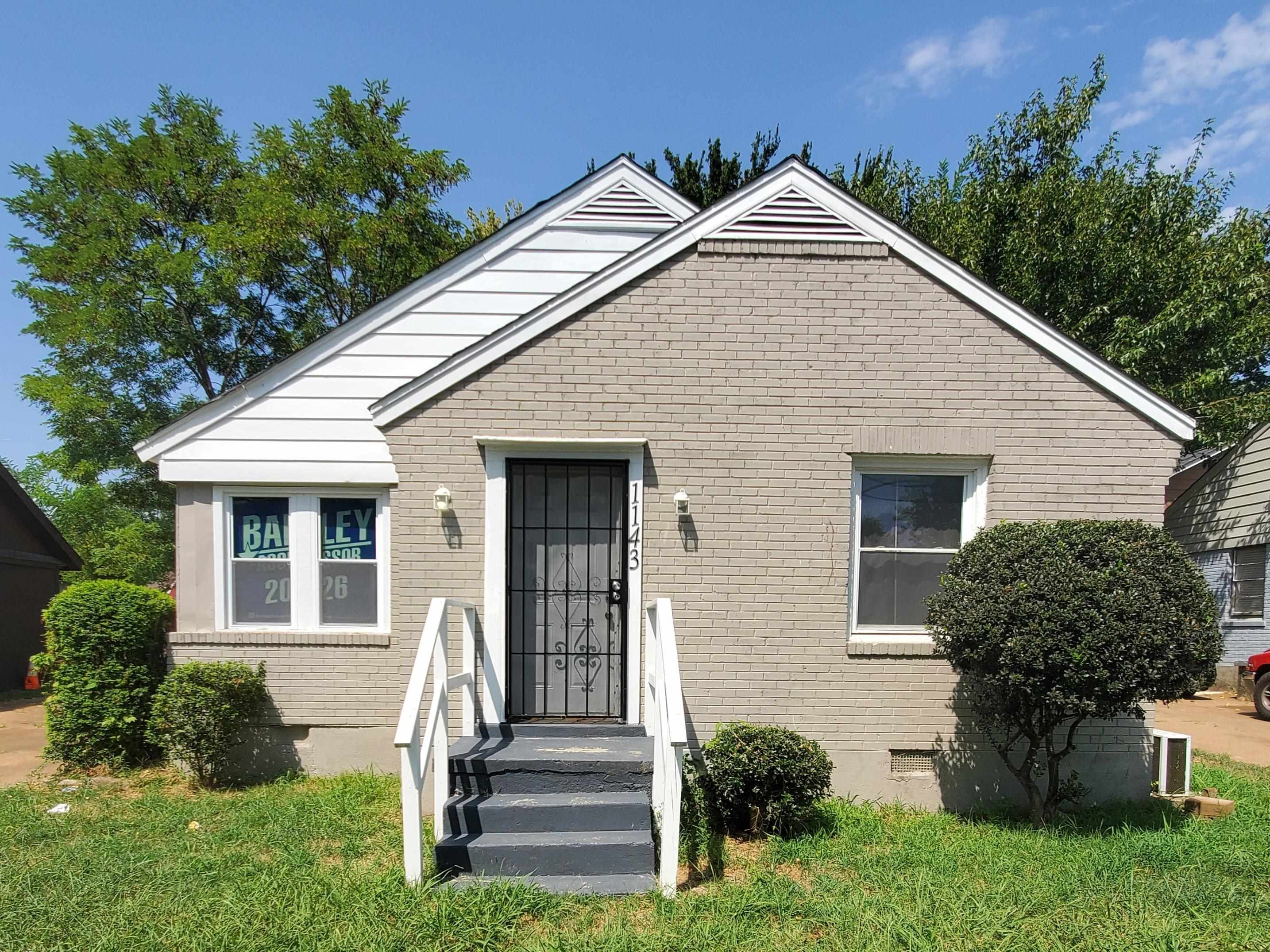 1143 National St Property Photo 1