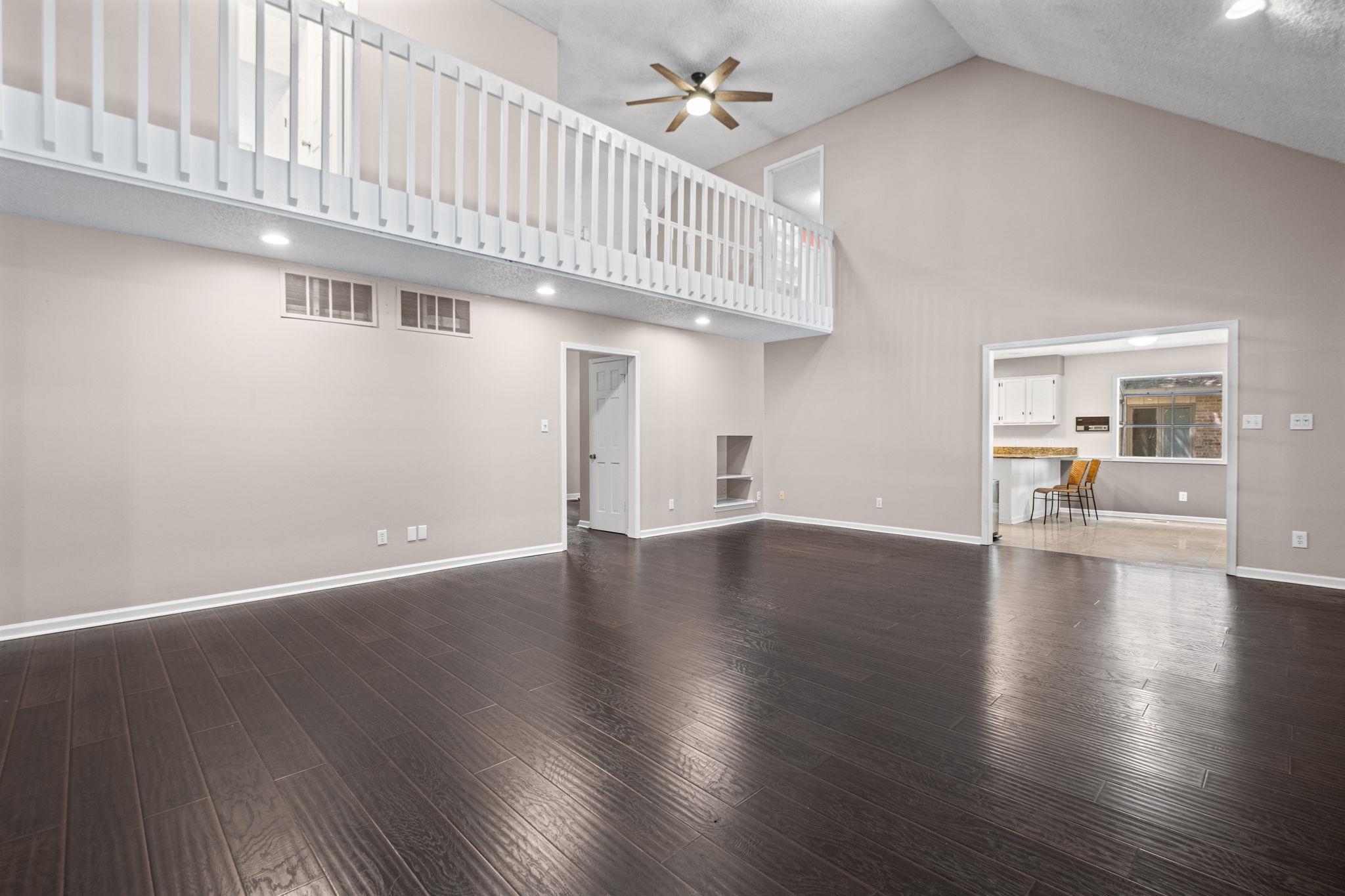 167 Ericson Rd Property Photo 5
