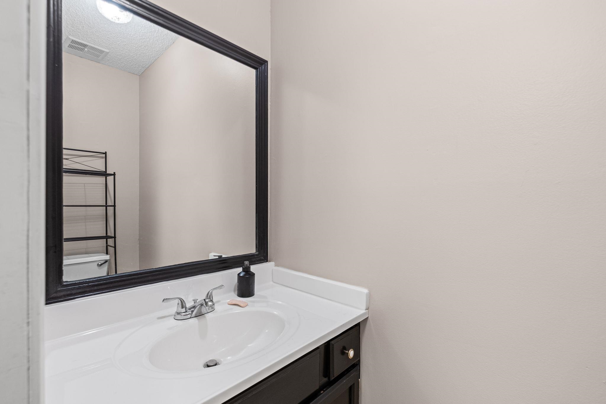 167 Ericson Rd Property Photo 13