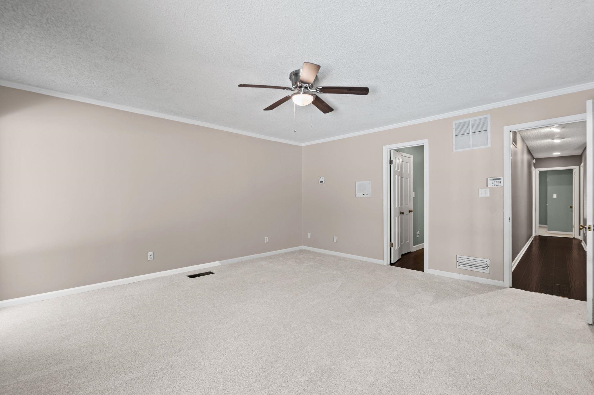 167 Ericson Rd Property Photo 15