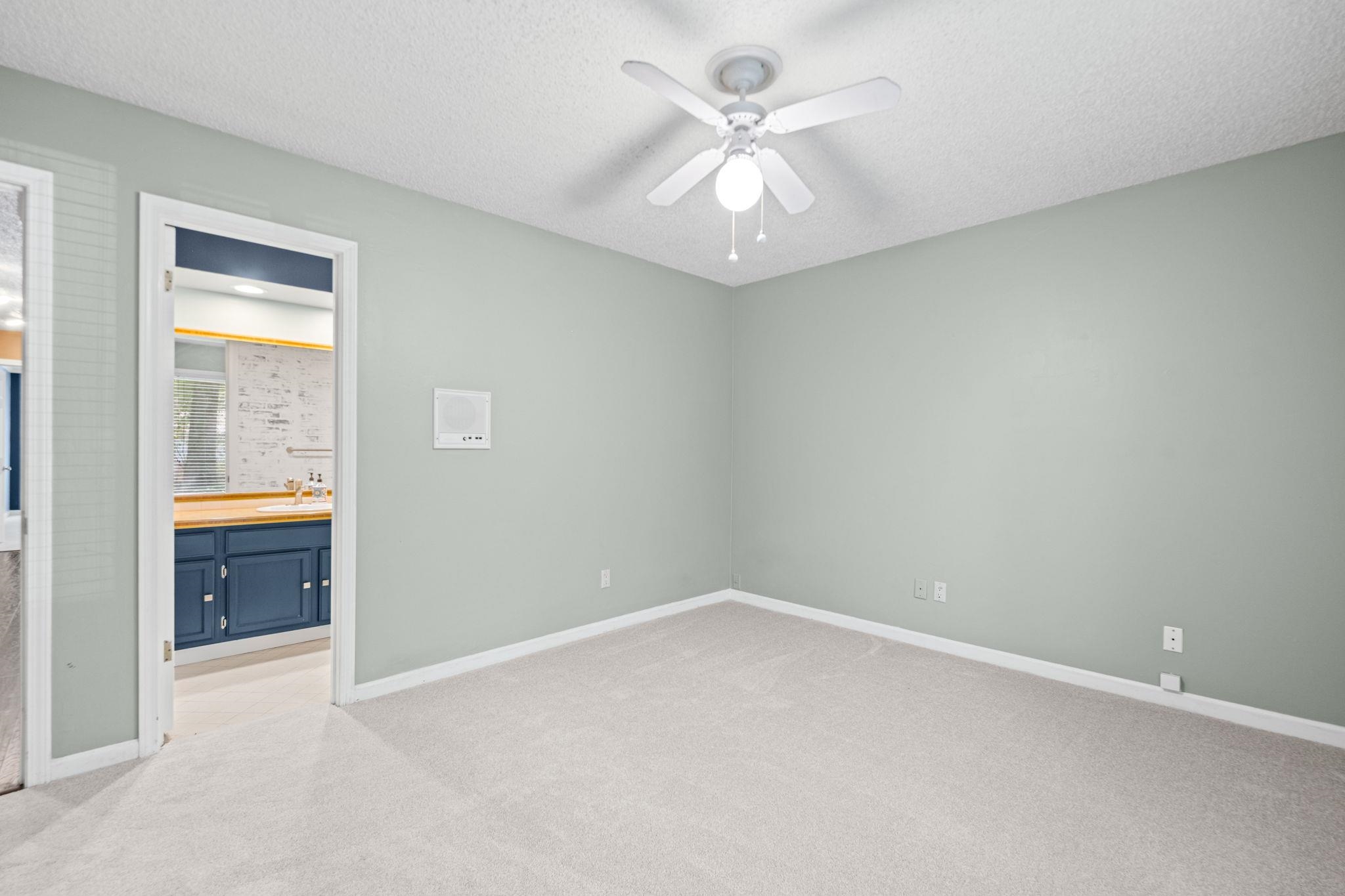 167 Ericson Rd Property Photo 25
