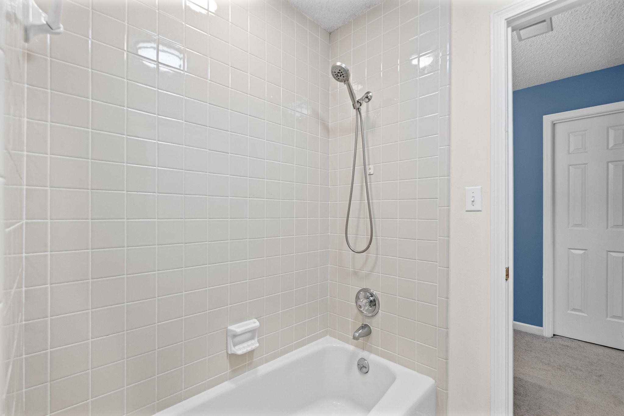167 Ericson Rd Property Photo 29