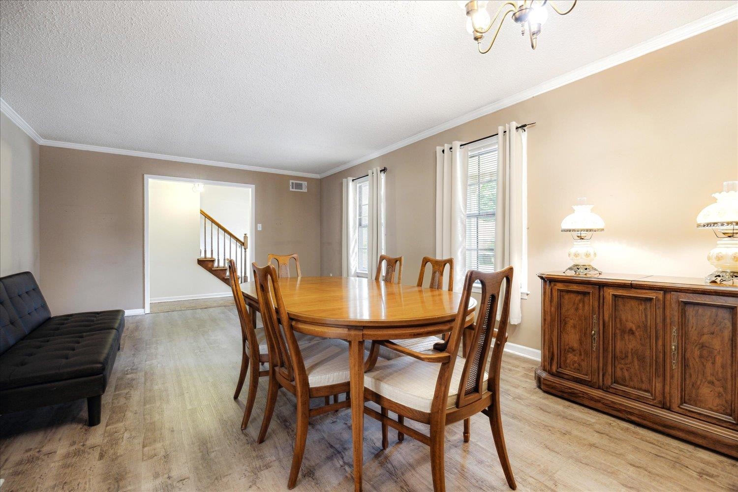 5743 Robin Hop Dr Property Photo 11