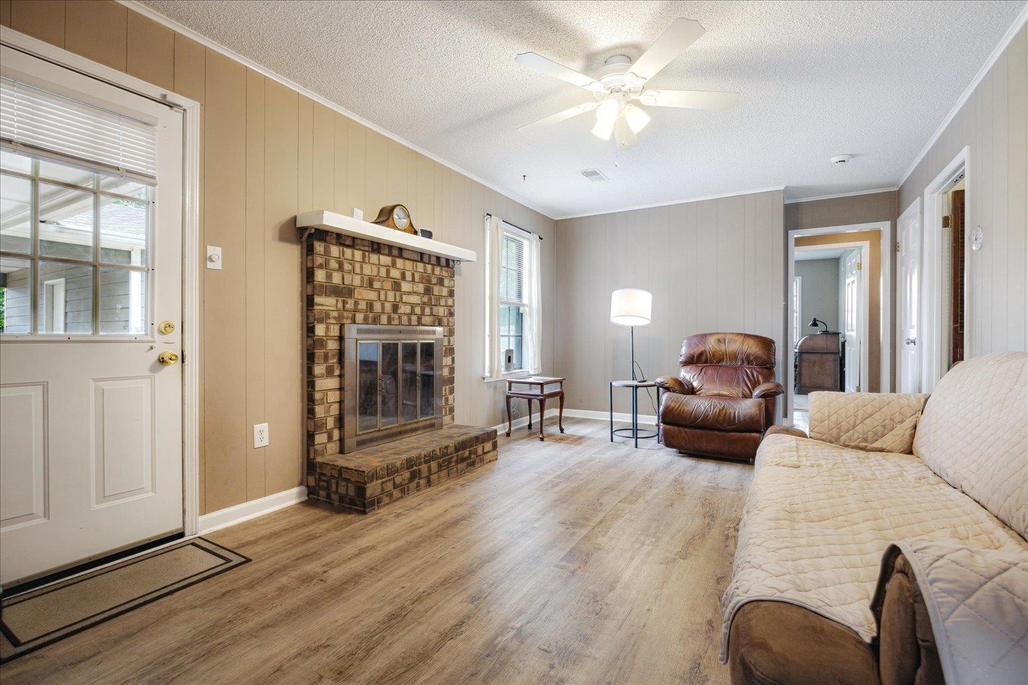 5743 Robin Hop Dr Property Photo 16