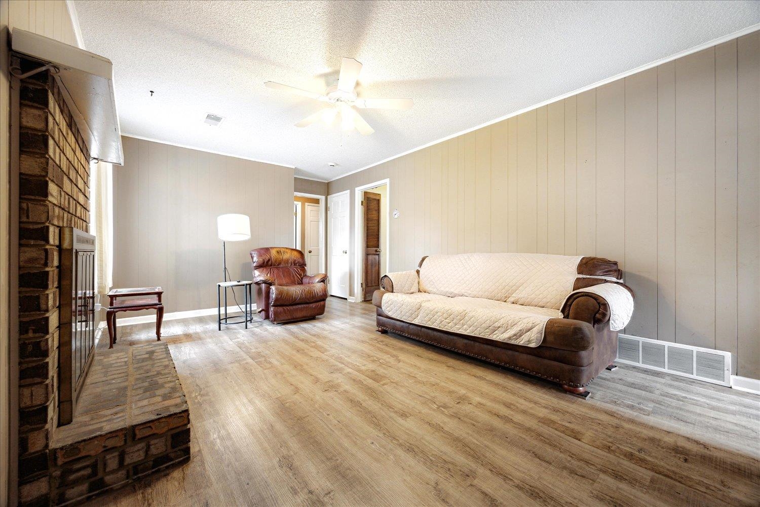 5743 Robin Hop Dr Property Photo 18