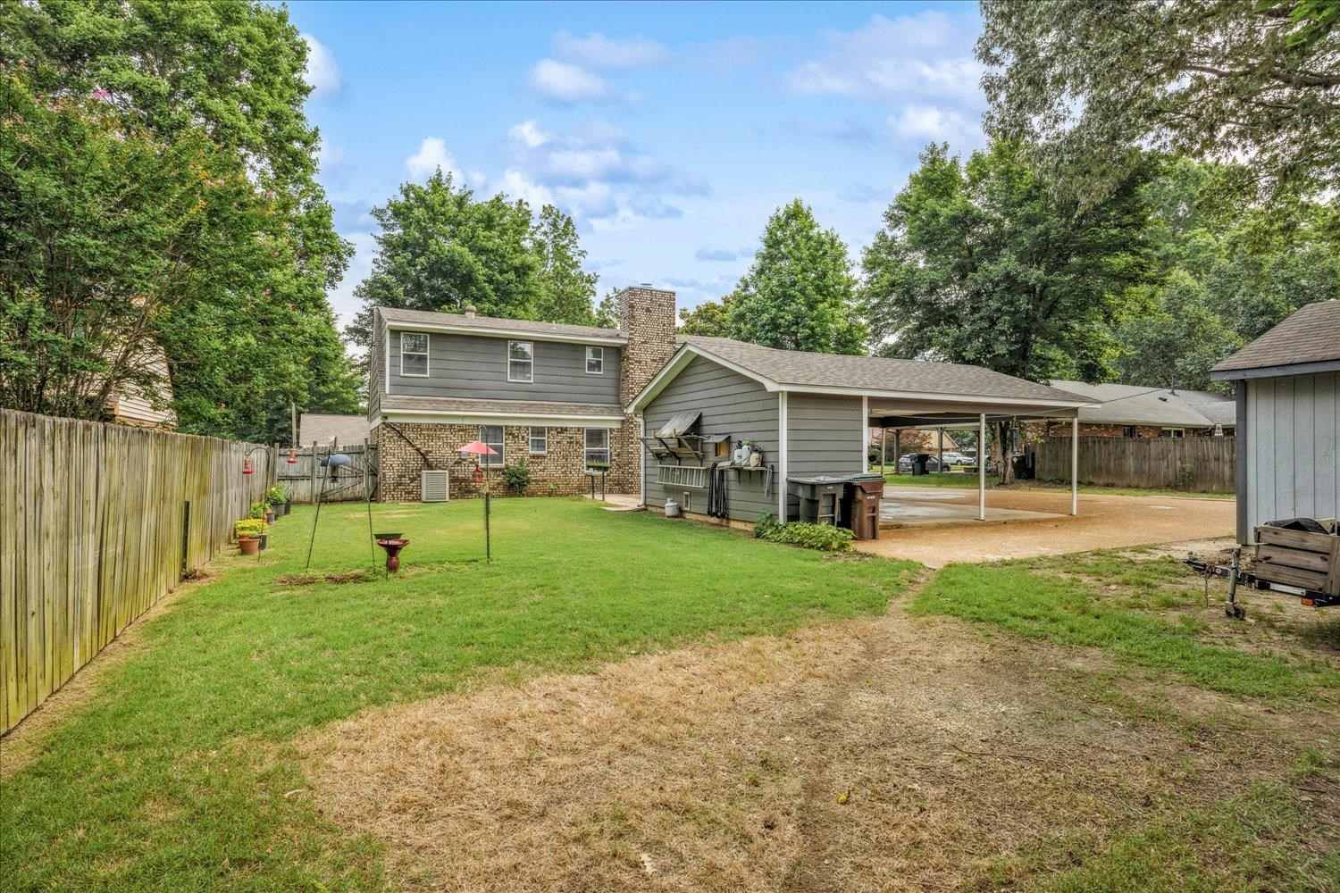 5743 Robin Hop Dr Property Photo 26