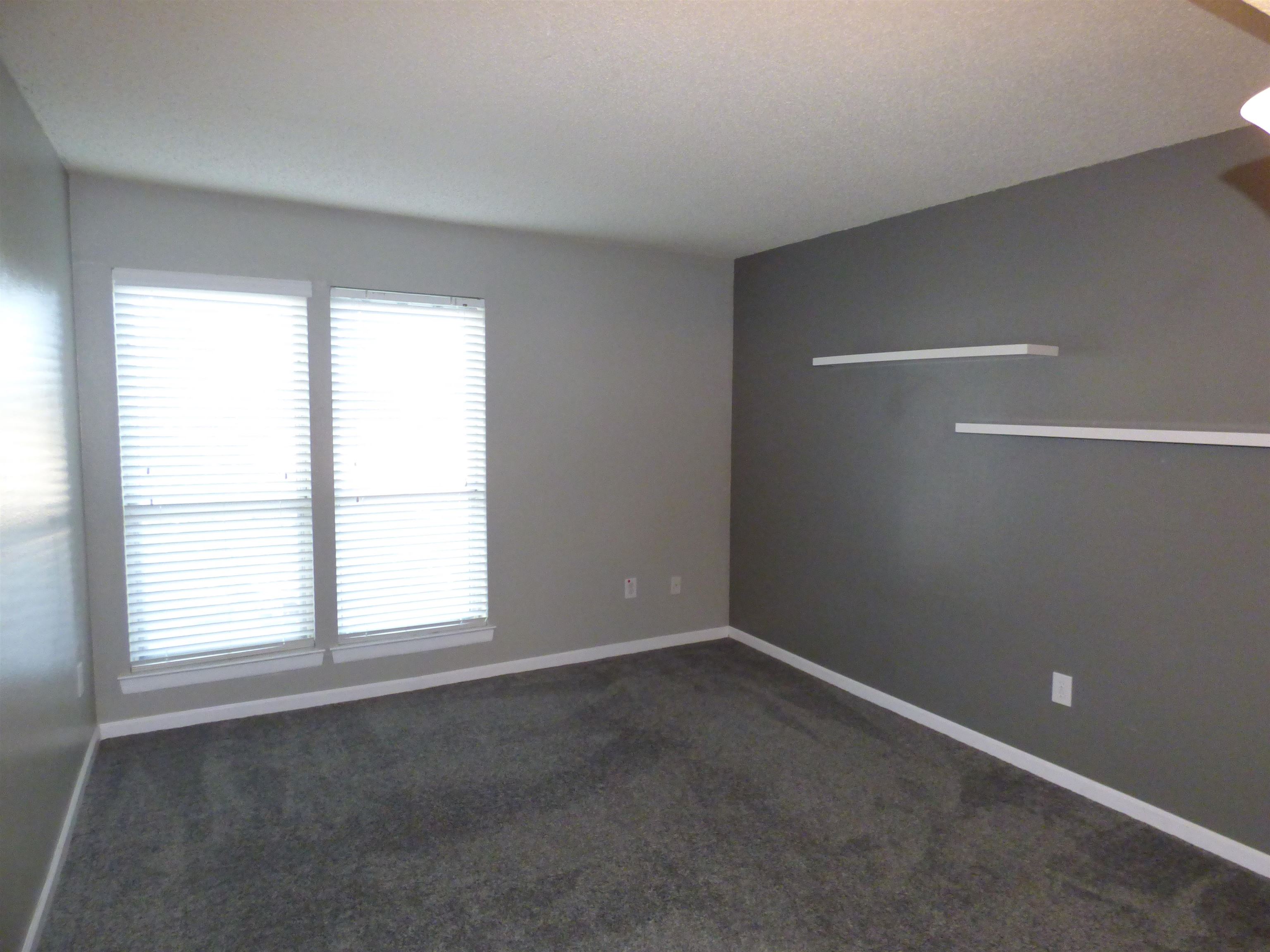 6680 Whispering Oak Pl 6 Property Photo 10
