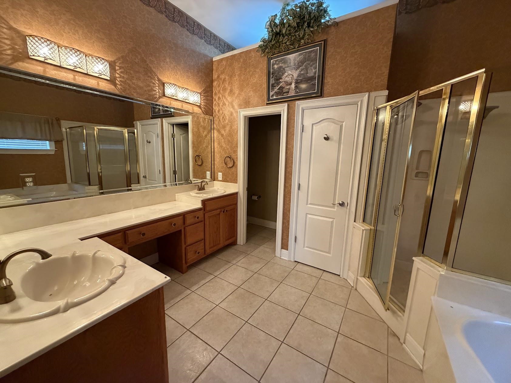 9325 Beaver Valley Ln Property Photo 4