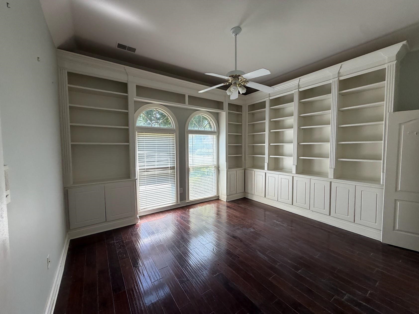 9325 Beaver Valley Ln Property Photo 10
