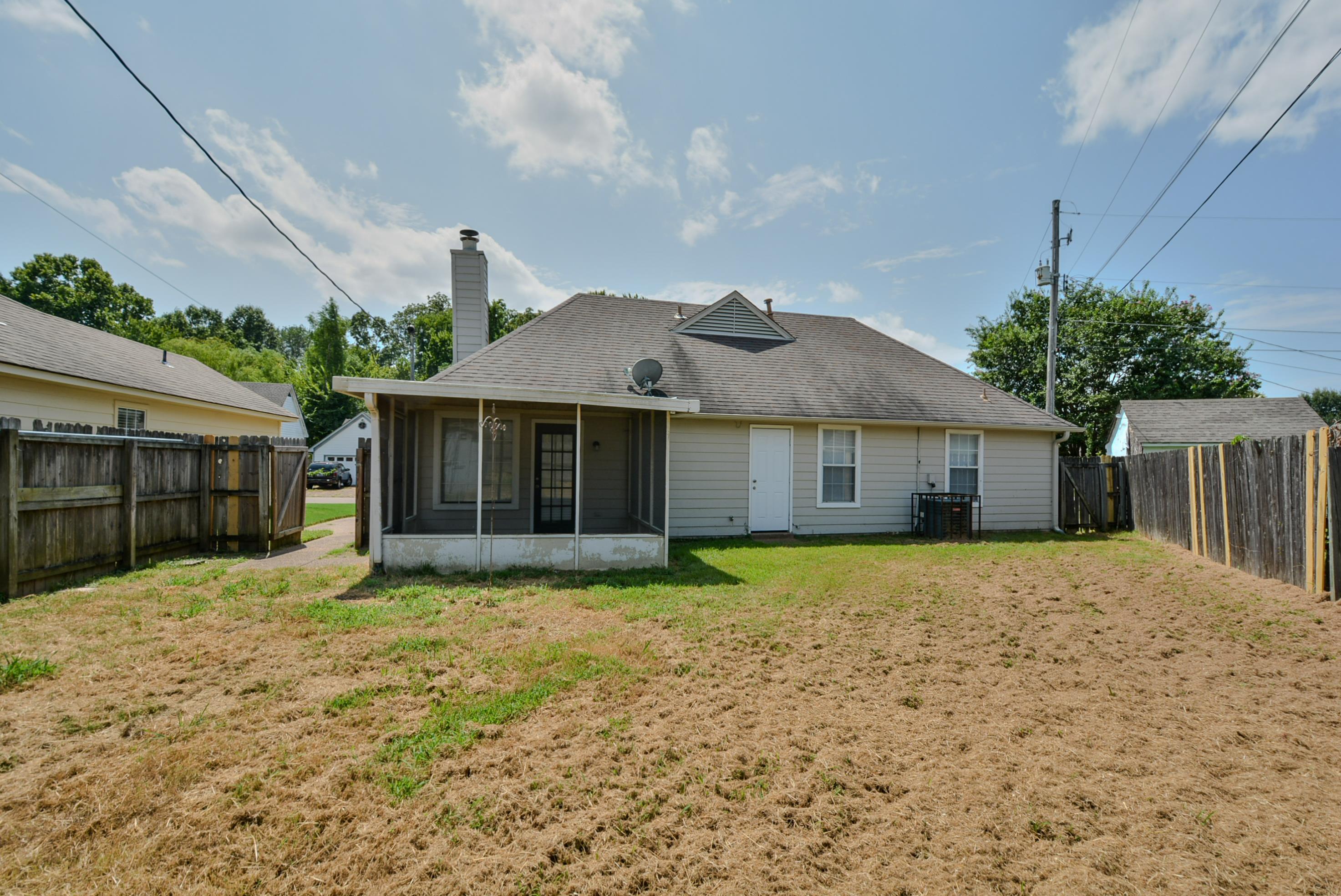 6878 Brady Hill Dr Property Photo 22