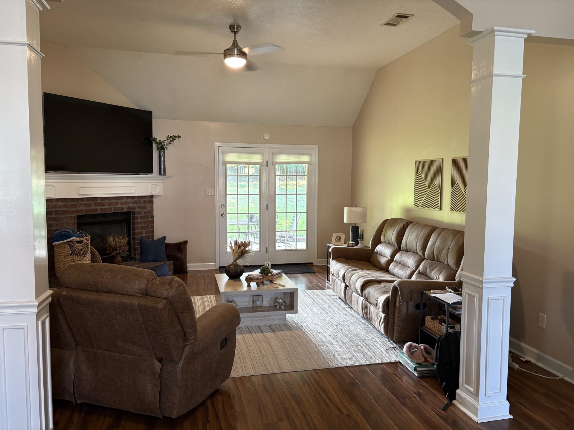 90 Farmer Trl Property Photo 7