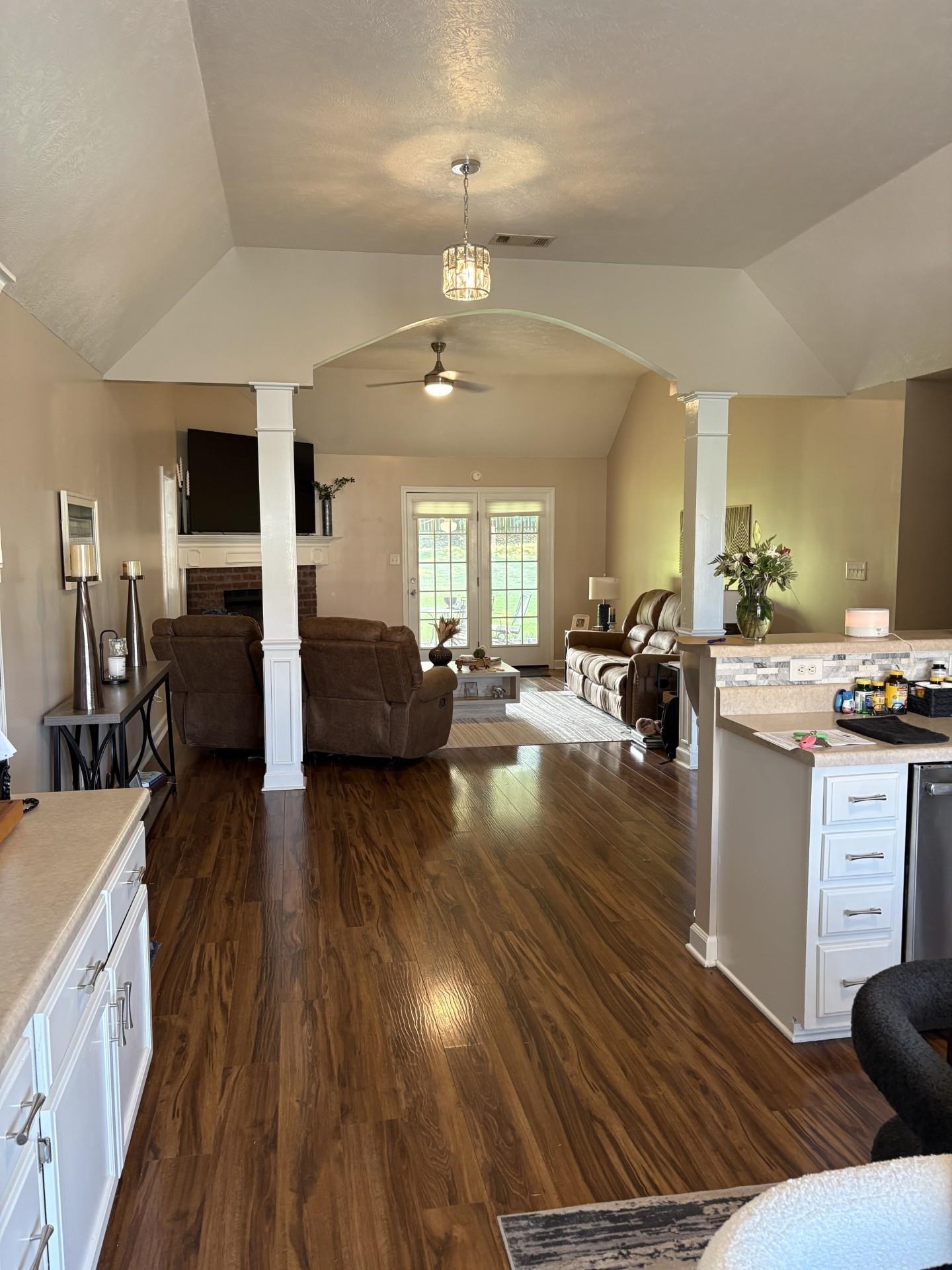 90 Farmer Trl Property Photo 8