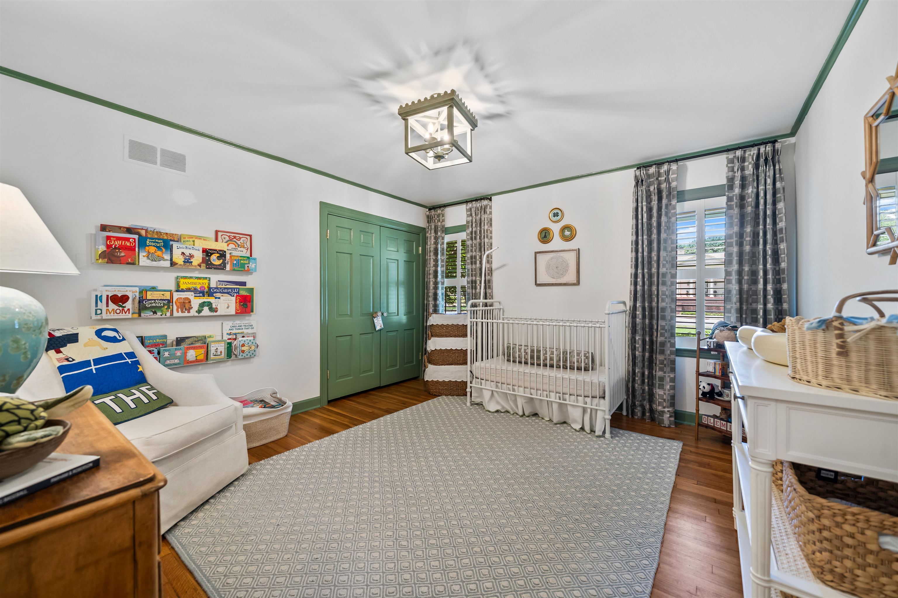 98 S Grove Park St Property Photo 23