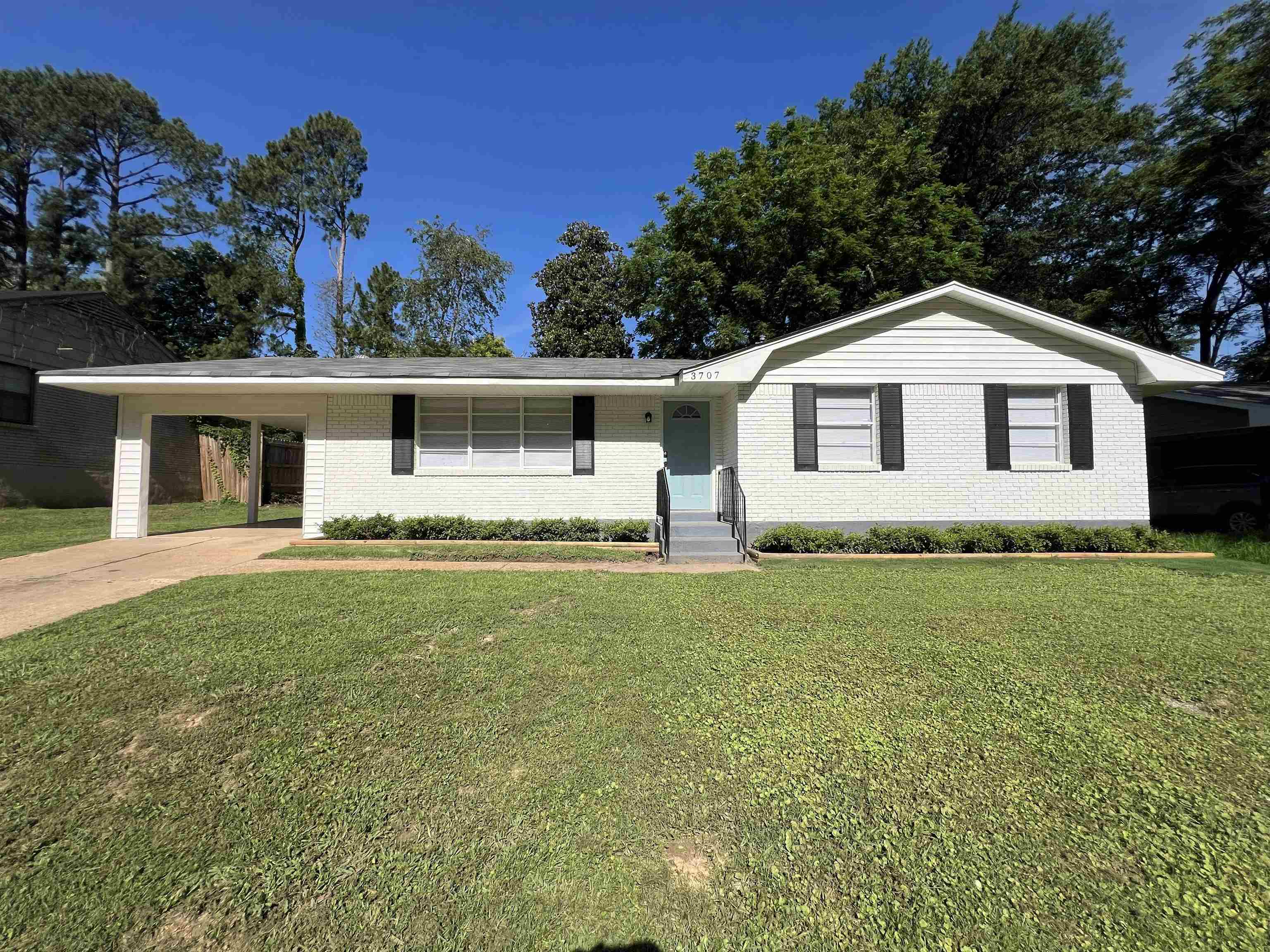 3707 Vanderwood Dr Property Photo 1
