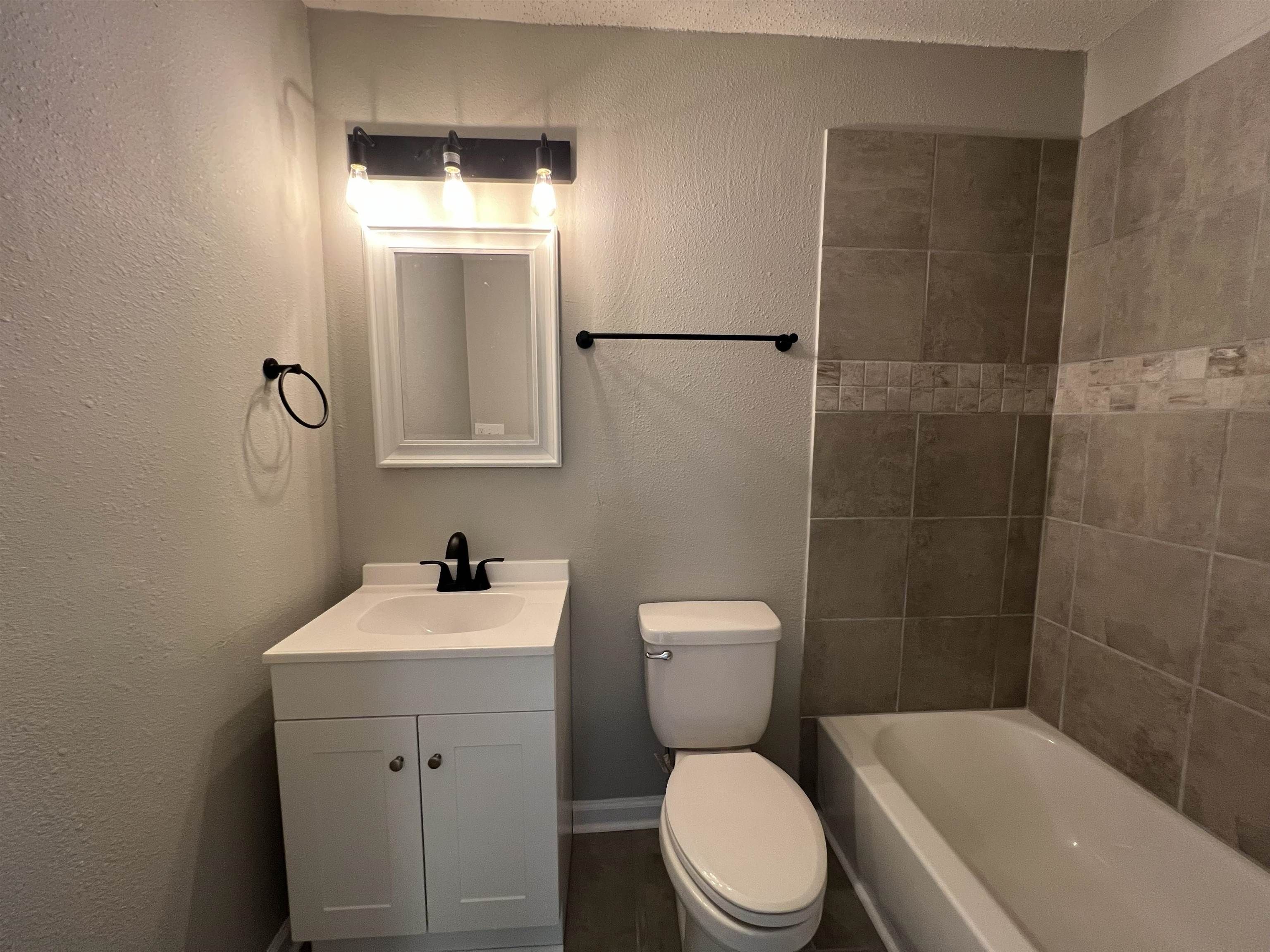 2536 Labonte Dr Property Photo 4