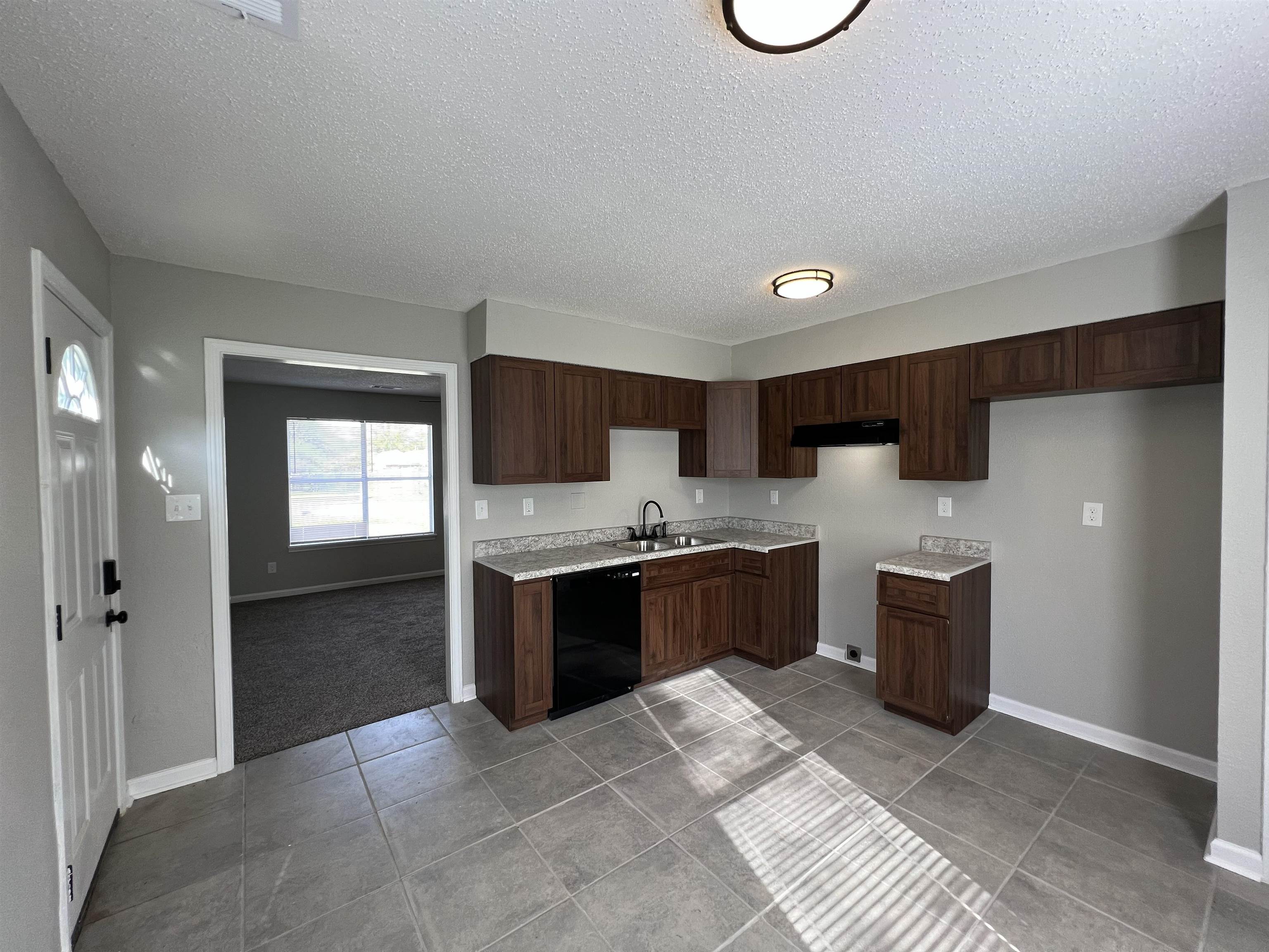 2536 Labonte Dr Property Photo 5