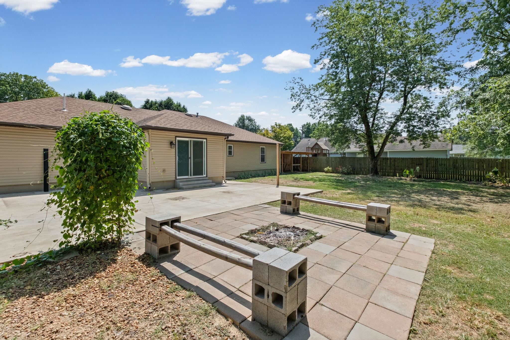 267 Nancye Reeder Dr Property Photo 24