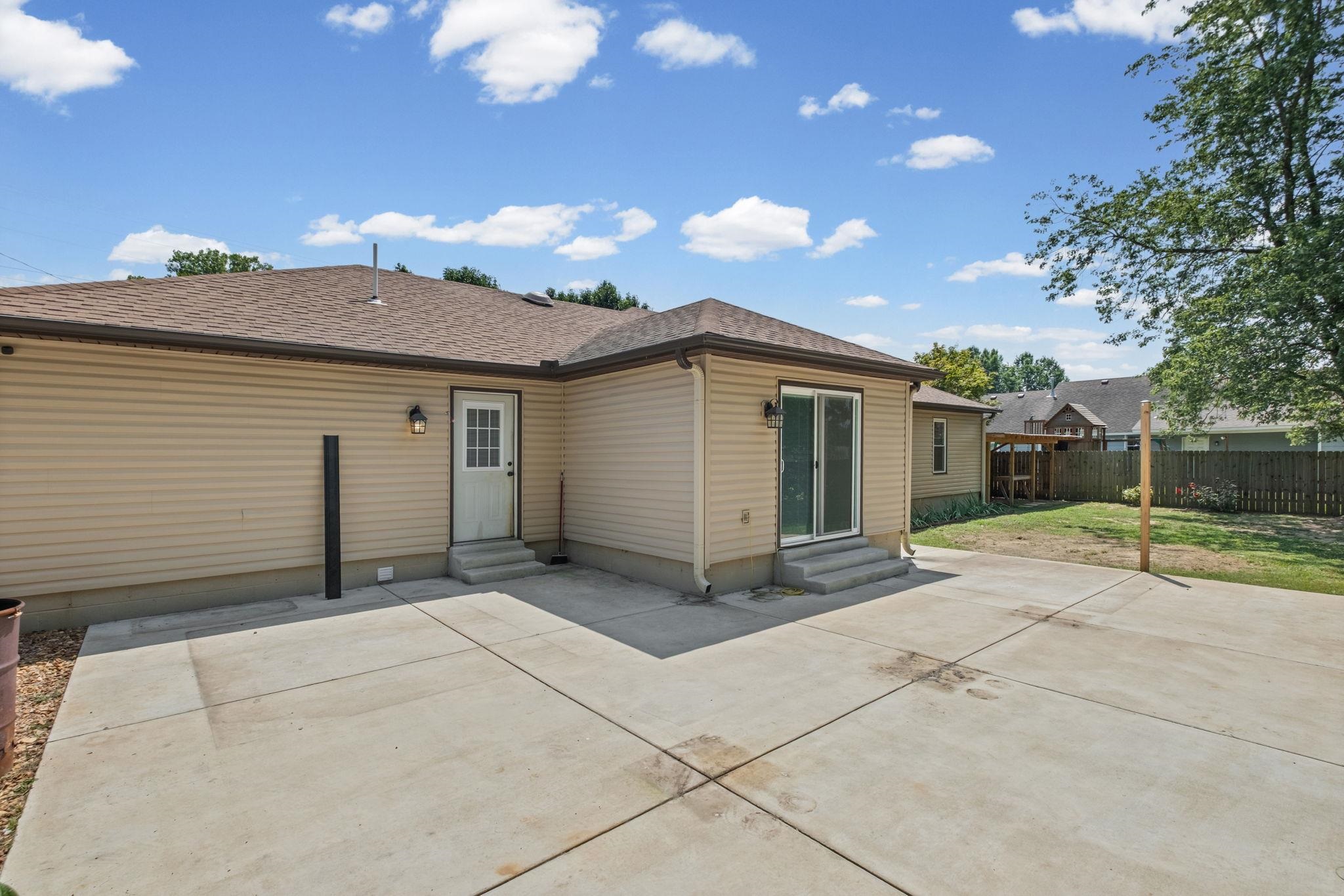 267 Nancye Reeder Dr Property Photo 25